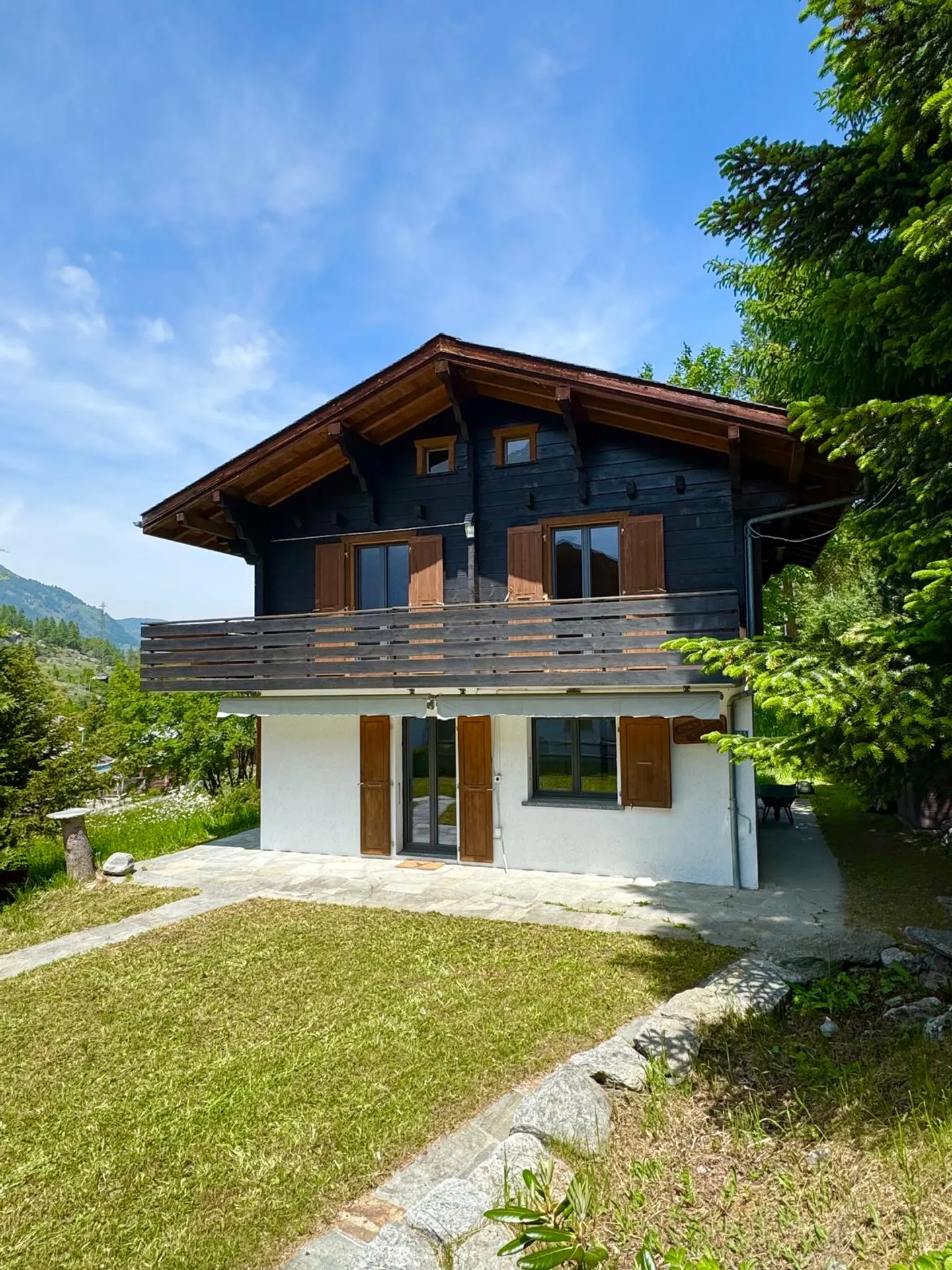 Chalet ensoleillé avec vue panoramique dans la vallée de la Matter - Photo 4 sur 19