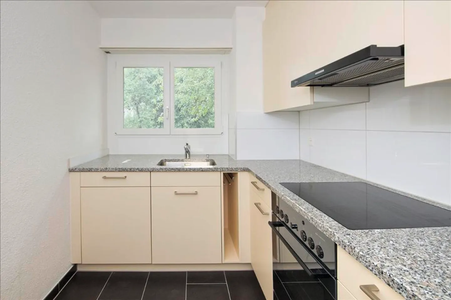 Small but nice - Photo 4 of 7