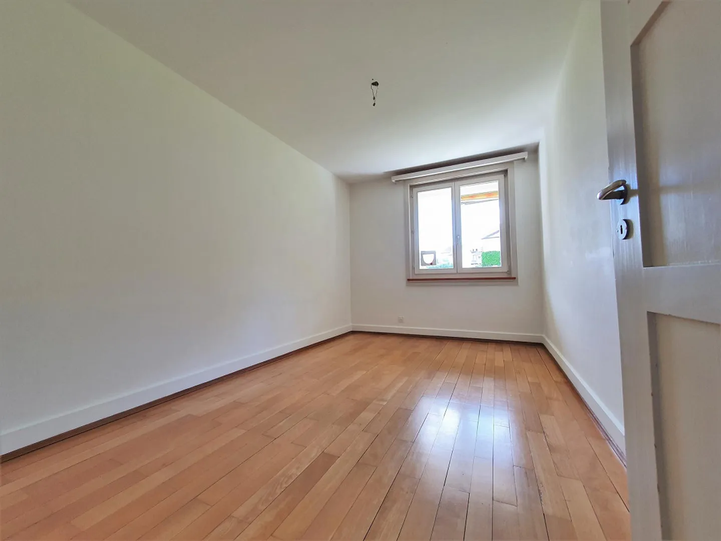 Appartement bien entretenu en bordure de forêt à Neuhausen - Photo 7 sur 11