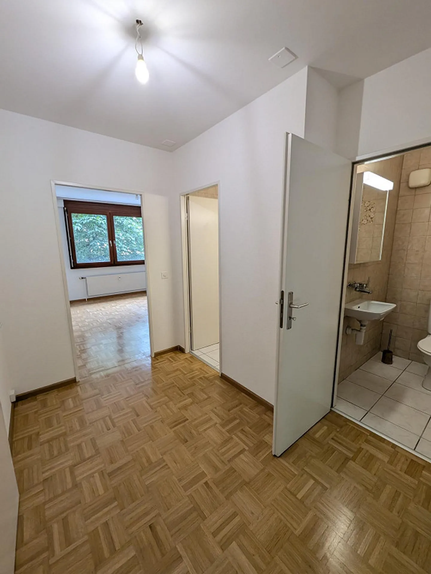 Geräumige Wohnung in Münchenstein - Foto 6 von 12
