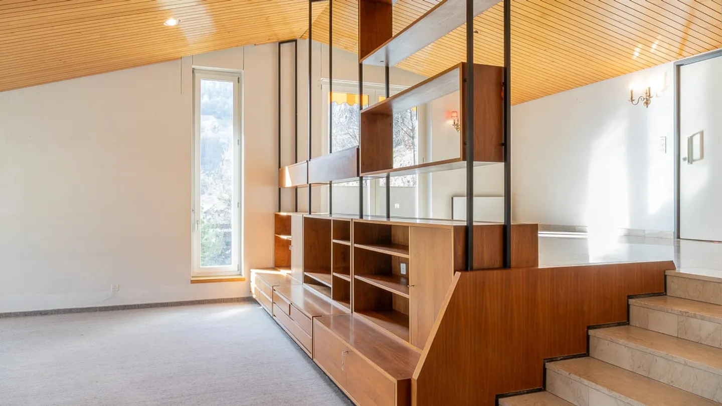 Grosszügiges Haus mit Einliegerwohnung an sonniger Lage - Foto 4 von 13