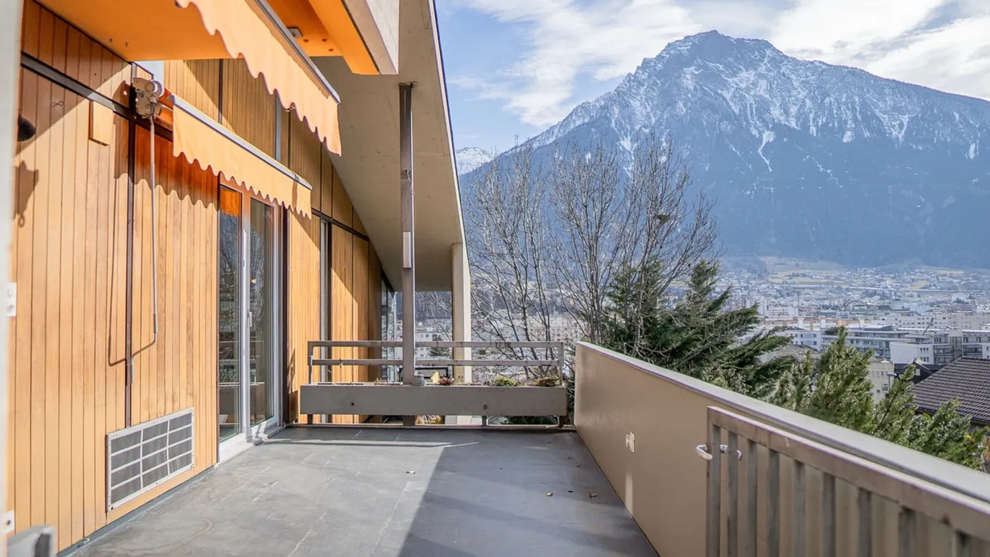 Grosszügiges Haus mit Einliegerwohnung an sonniger Lage - Foto 5 von 13