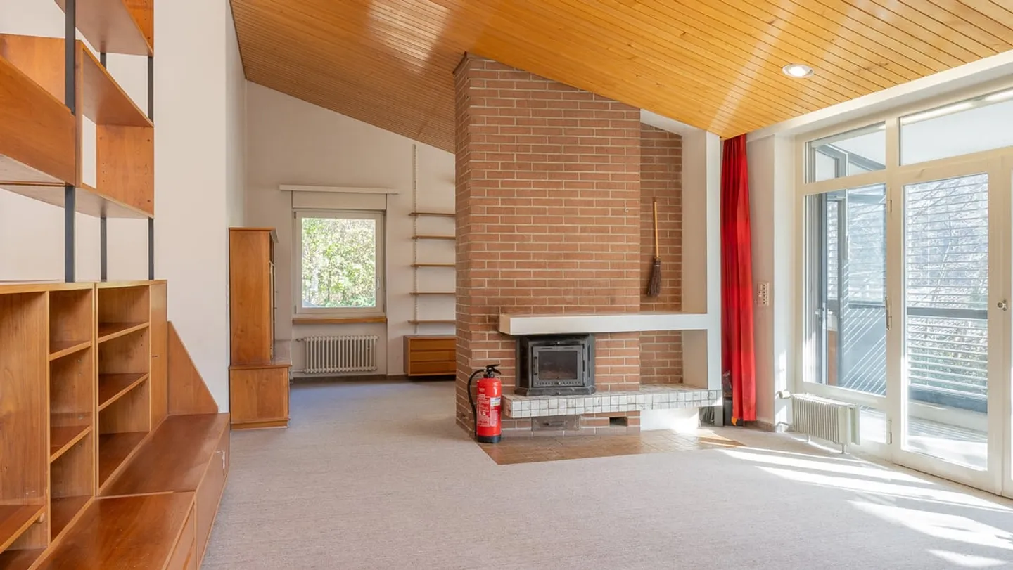 Grosszügiges Haus mit Einliegerwohnung an sonniger Lage - Foto 8 von 13