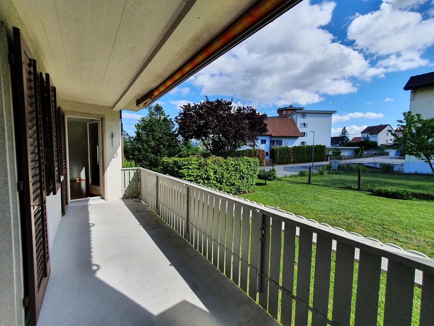 Appartement bien entretenu en bordure de forêt à Neuhausen - Photo 9 sur 11