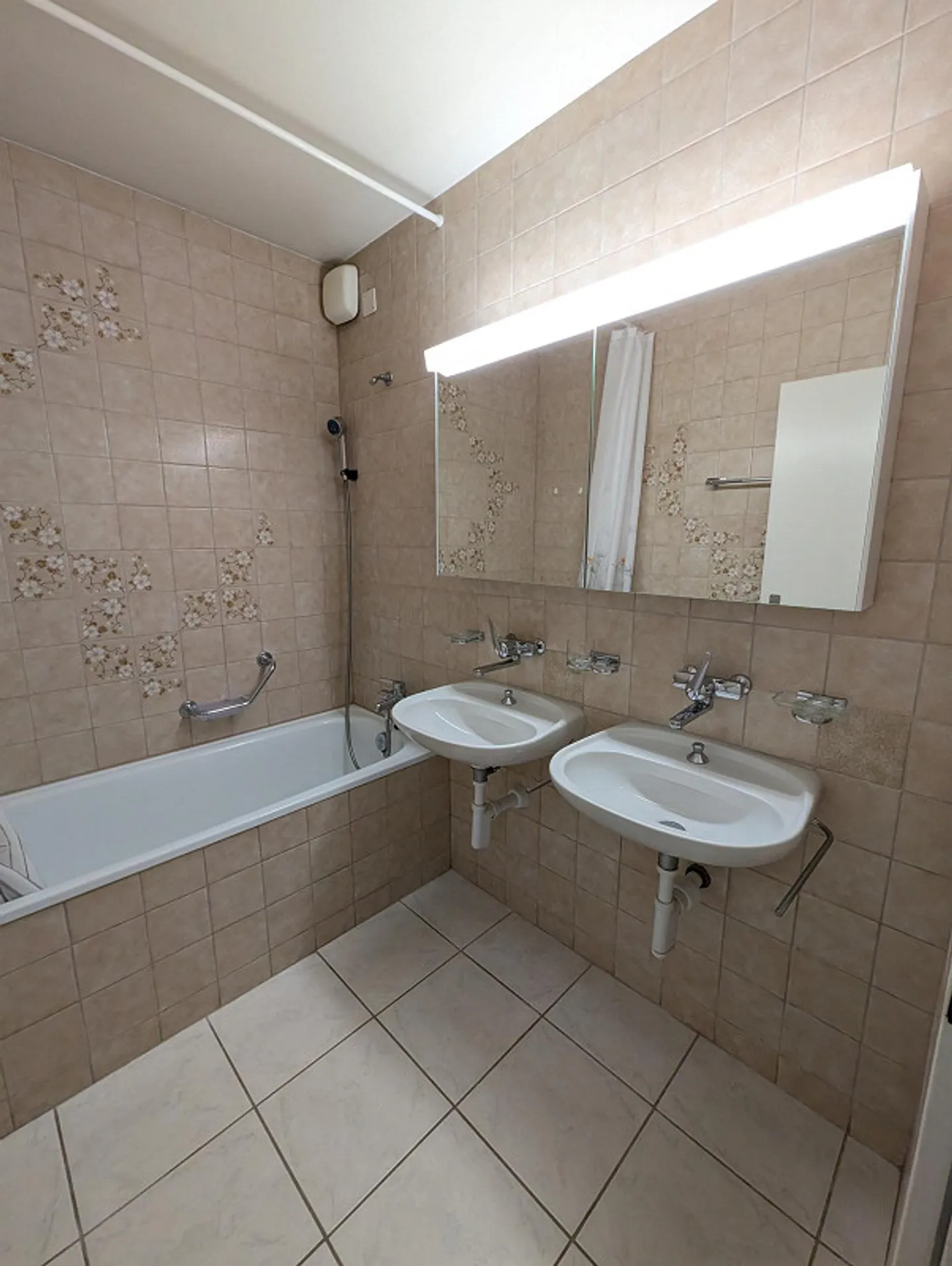 Geräumige Wohnung in Münchenstein - Foto 9 von 12