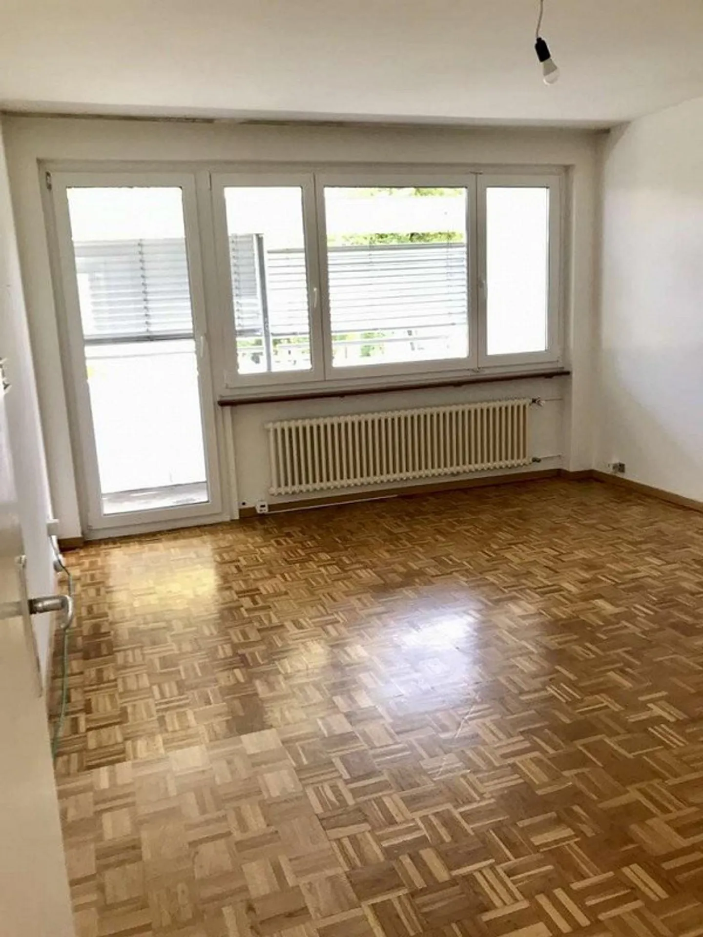 Wohnung mit Weitsicht über Spreitenbach! - Foto 4 di 7
