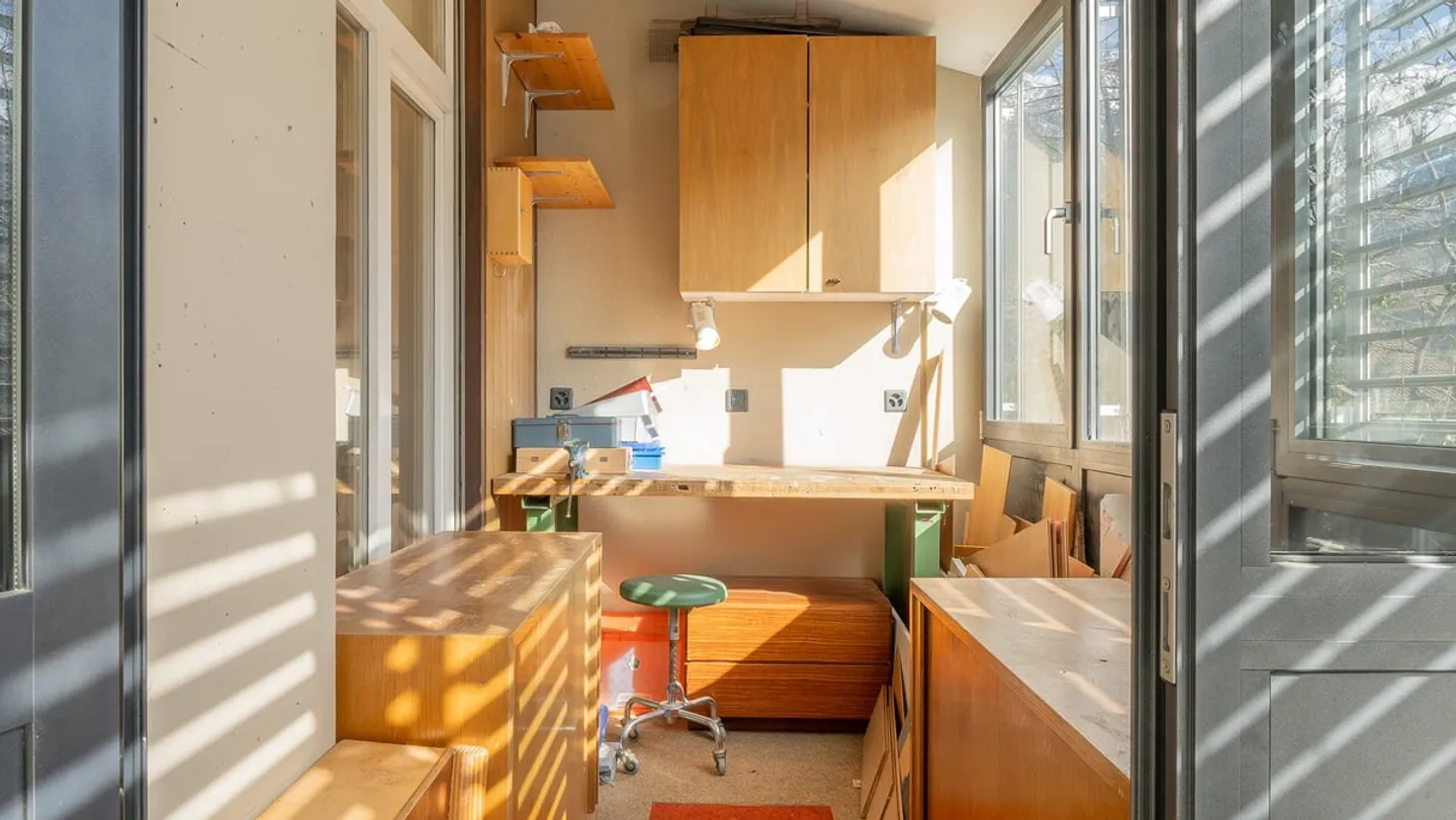 Grosszügiges Haus mit Einliegerwohnung an sonniger Lage - Foto 9 von 13