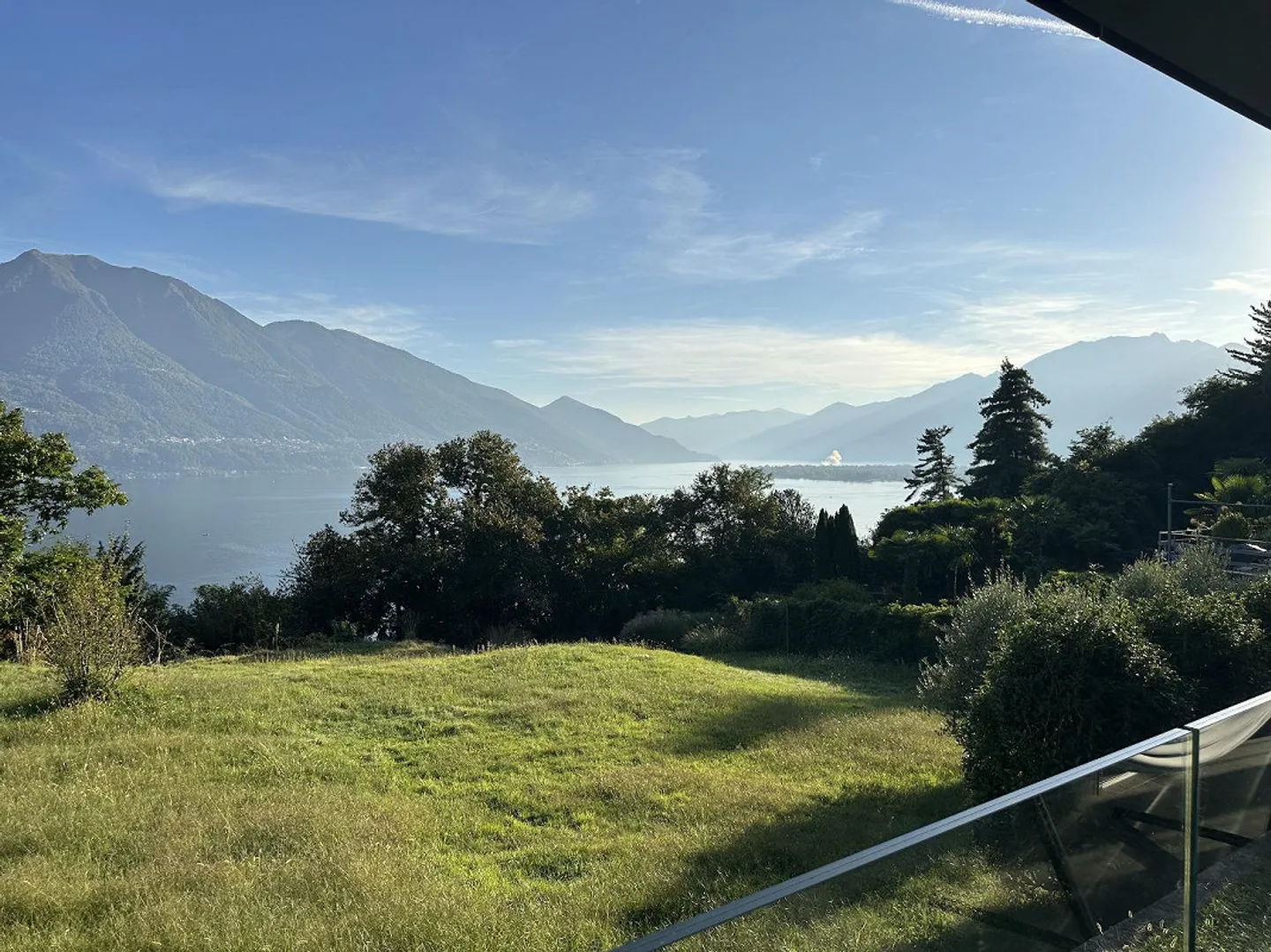 Panoramic Villa with Lake View and Unique Design – Via Mondacce, Minusio - Photo 11 of 13