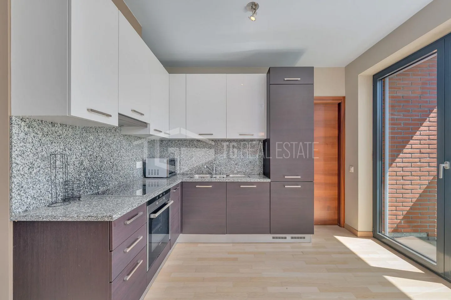Möbliertes Apartment in Lugano - Foto 4 von 9