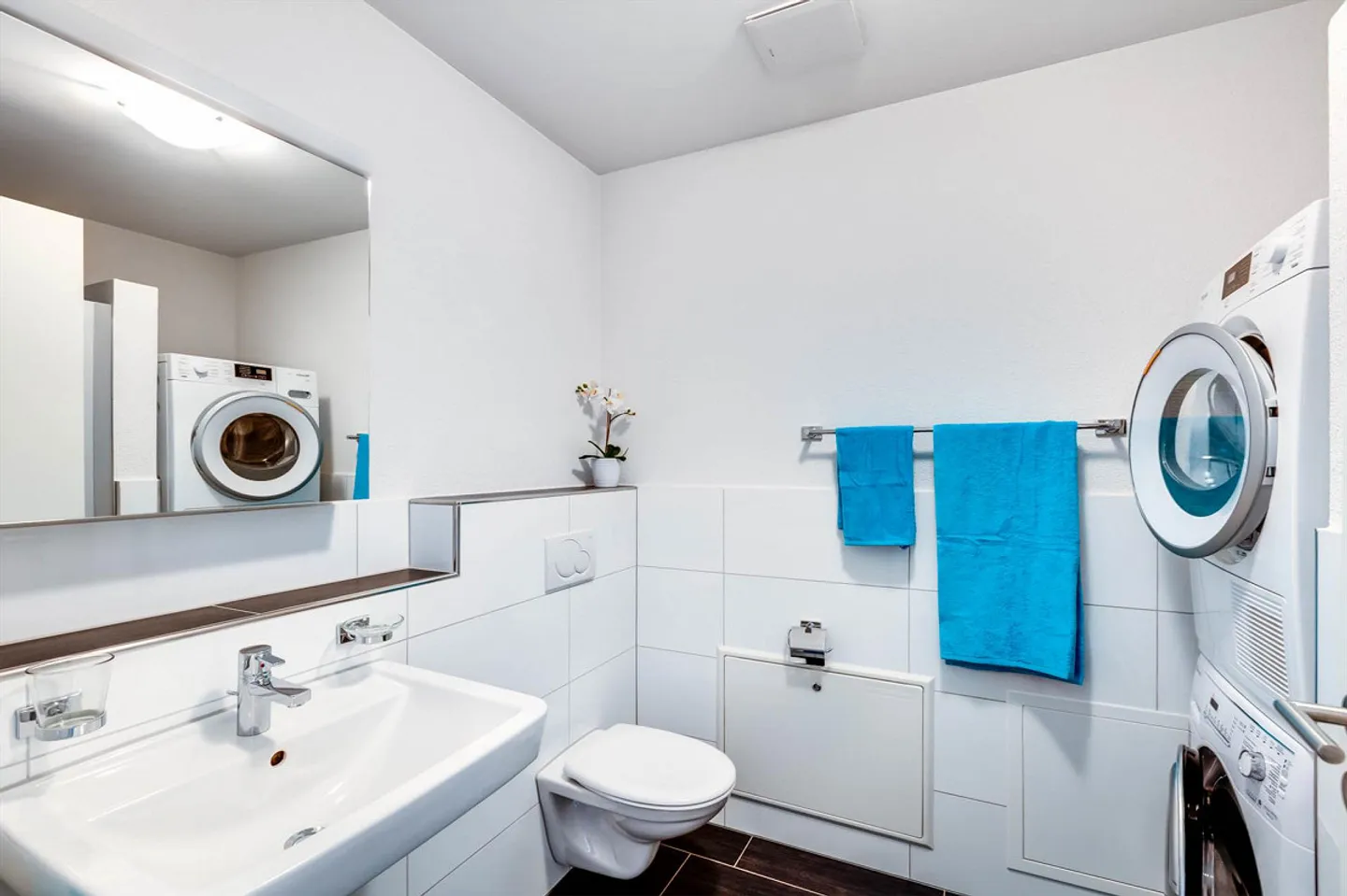 Modernes Apartment mit Balkon - Foto 7 von 10