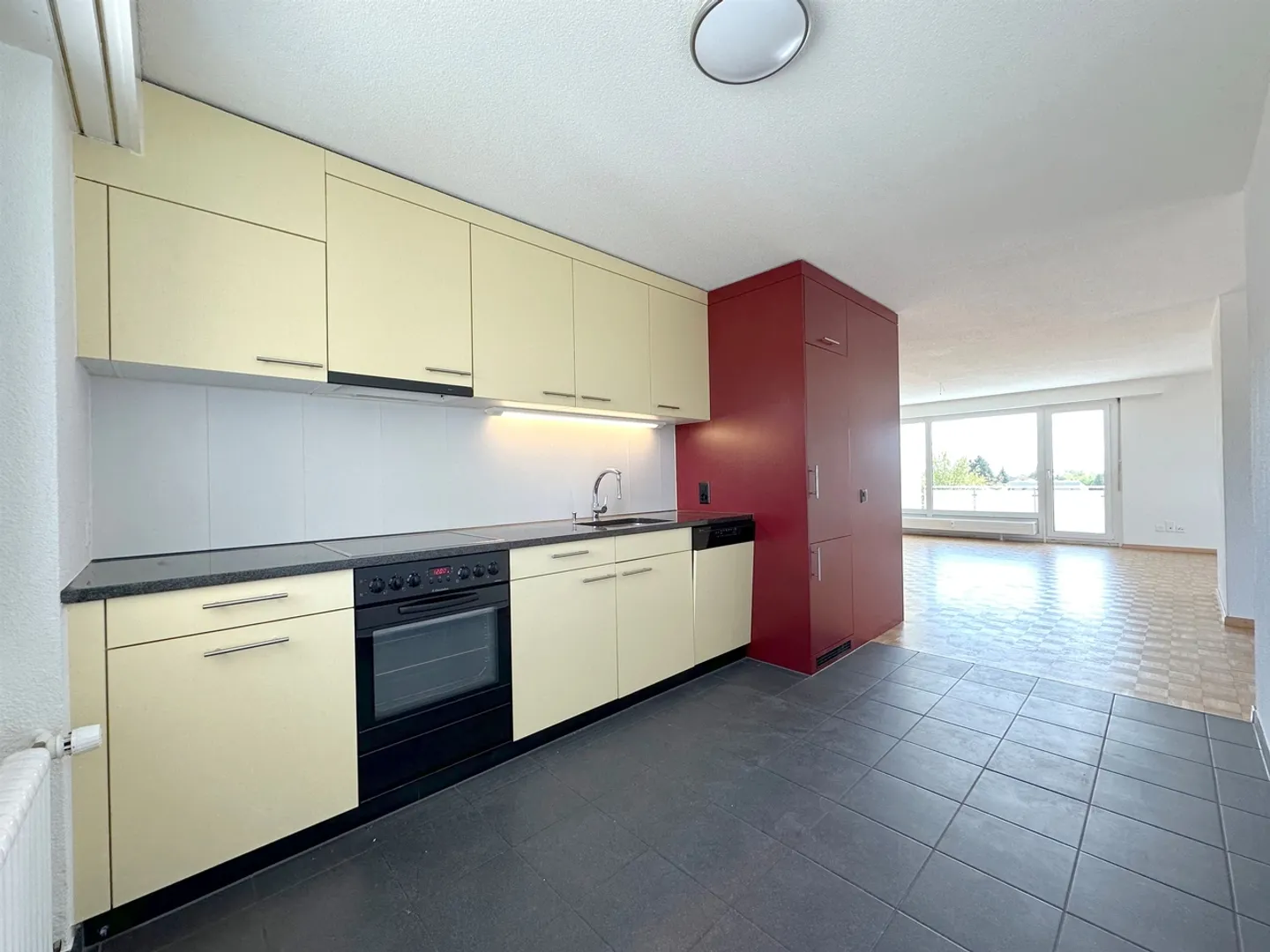 A Dream - Penthouse Apartment with Large Rooftop Terrace and Mountain View - Photo 9 of 13