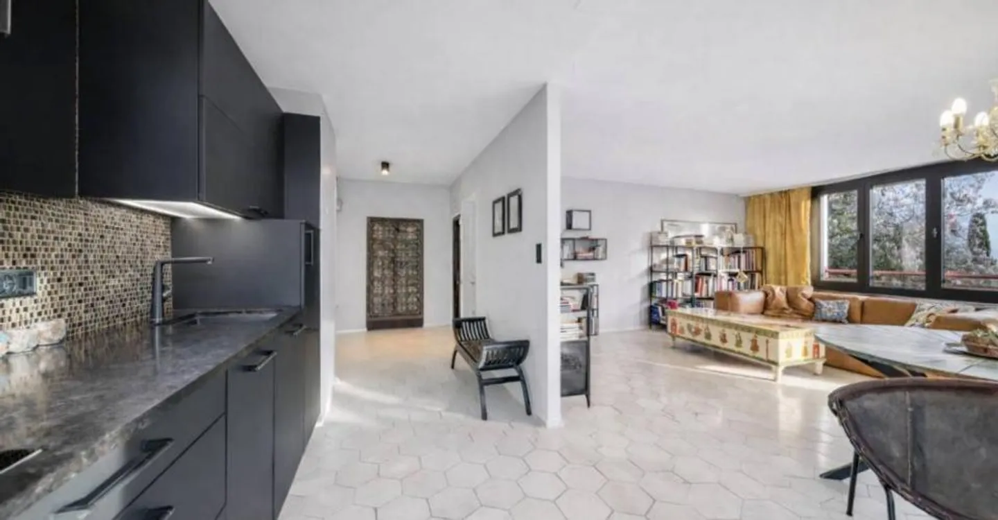 Charmante 2,5-Zimmer-Wohnung mit Balkon - Foto 3 von 8