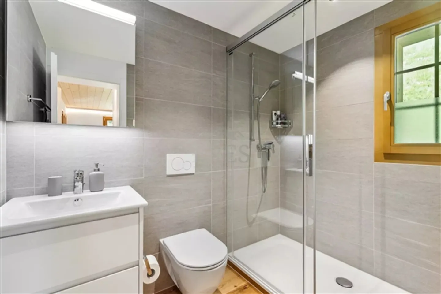 Spacious Family Chalet in Saannemöser Available for Holiday Rental - Photo 13 of 20