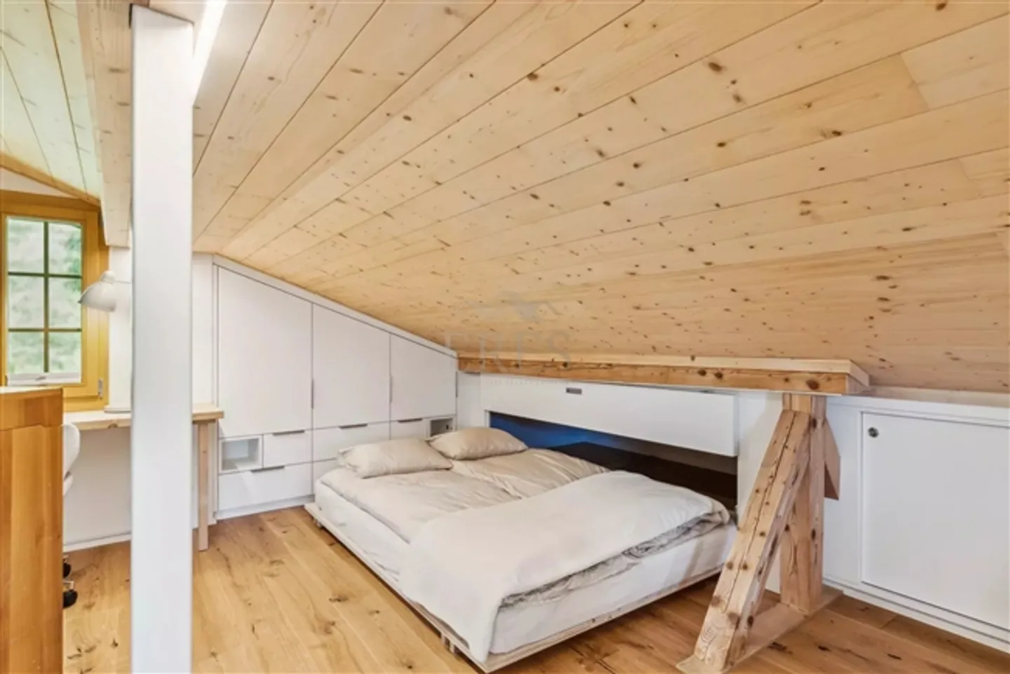 Spacious Family Chalet in Saannemöser Available for Holiday Rental - Photo 15 of 20