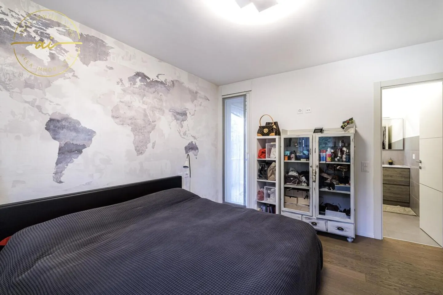 ACCOGLIENTE APPARTAMENTO 4.5 LOCALI CON BALCONI NEL VERDE - Foto 10 di 13