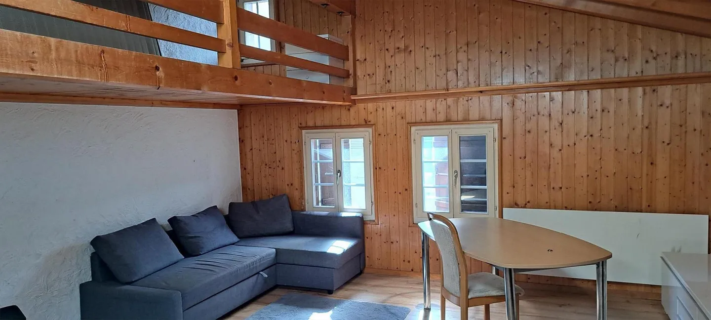 Bellissimo appartamento di 2,5 stanze con galleria sul lago di Brienz - Foto 11 di 17