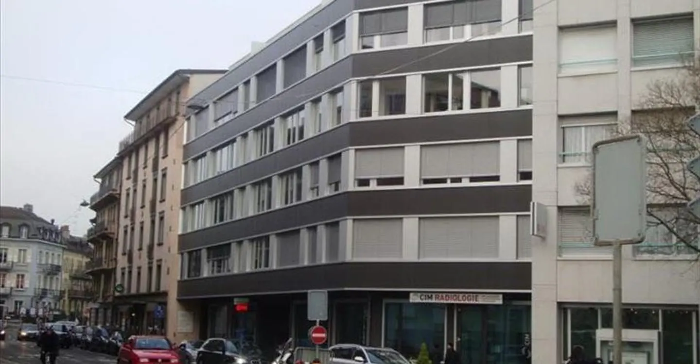 Grand espace de stockage - Photo 1 sur 3