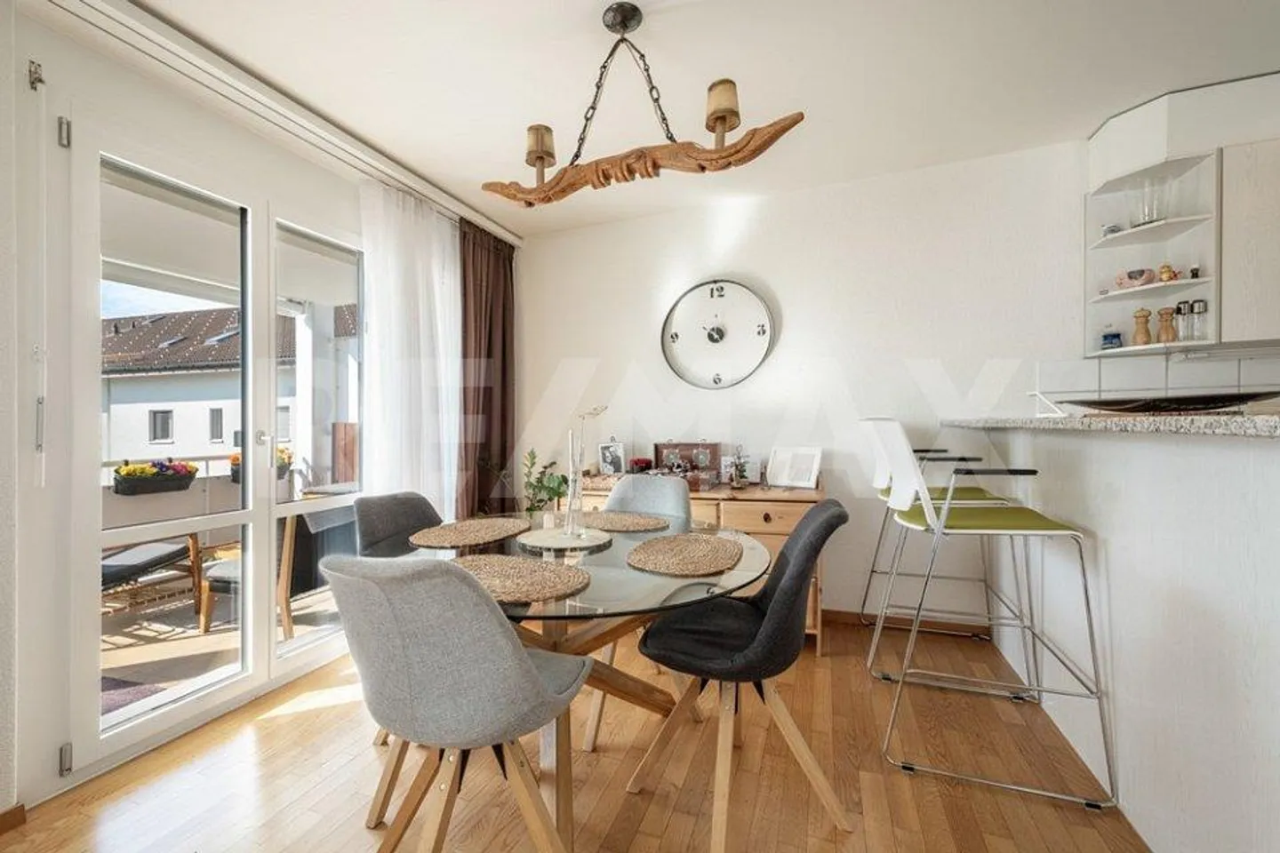 Light-filled 3½-room apartment with sunny location and panoramic view - Photo 11 of 13