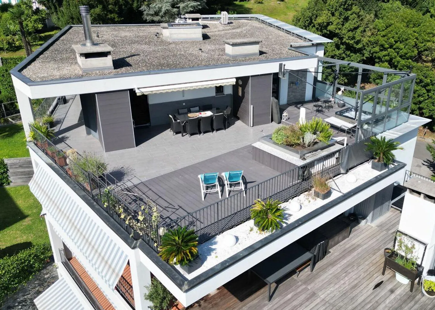 Penthouse de luxe de 4 ½ pièces avec terrasse de 200m2 et spectaculaire ... - Photo 3 sur 6