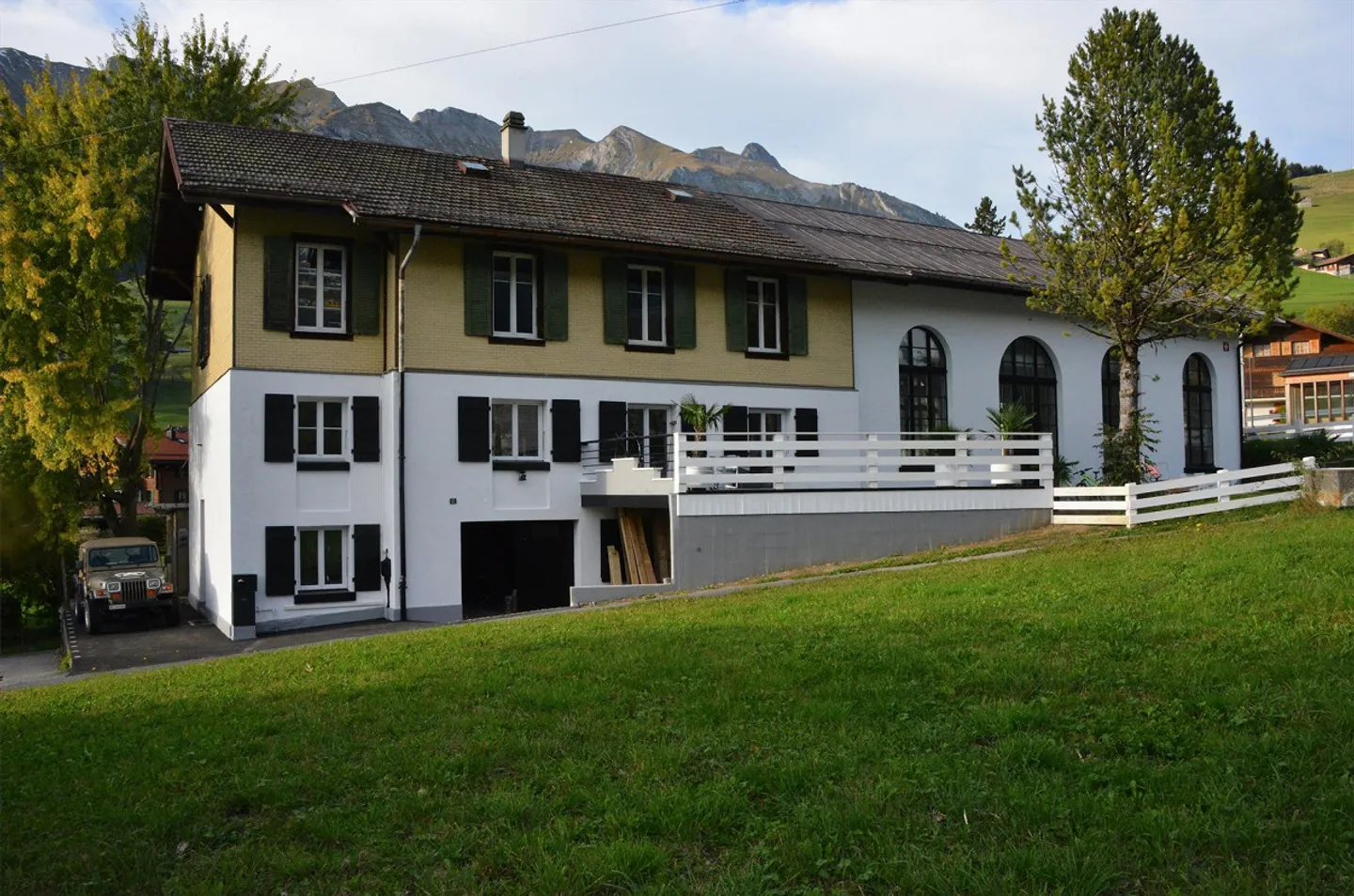 Künstlervilla in Chateau d'Oex mit Eleganz und Inspiration - Foto 2 von 11