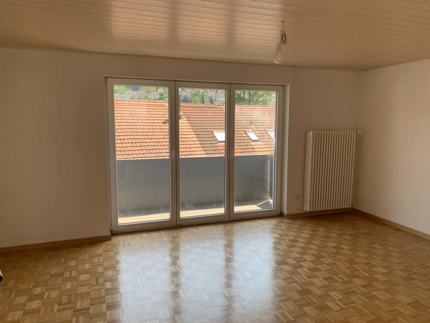 Renovierte Wohnung mit Balkon - Foto 1 von 8