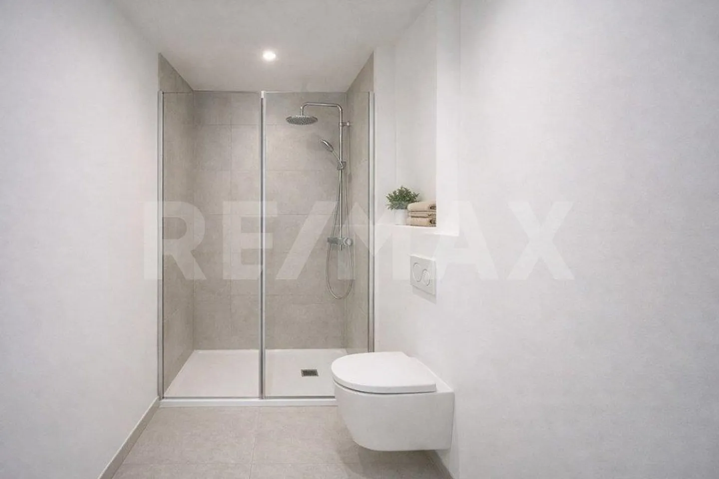 Appartamento 3.5 locali con terrazza sulle alture di Sion - Da... - Foto 3 di 4