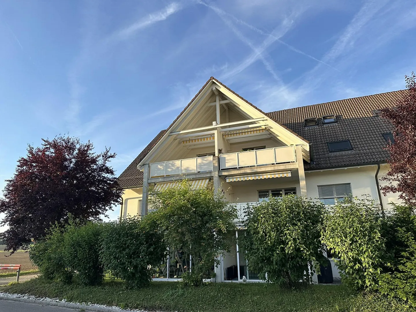 Grosszügige Maisonette in Hettlingen - Foto 1 von 13