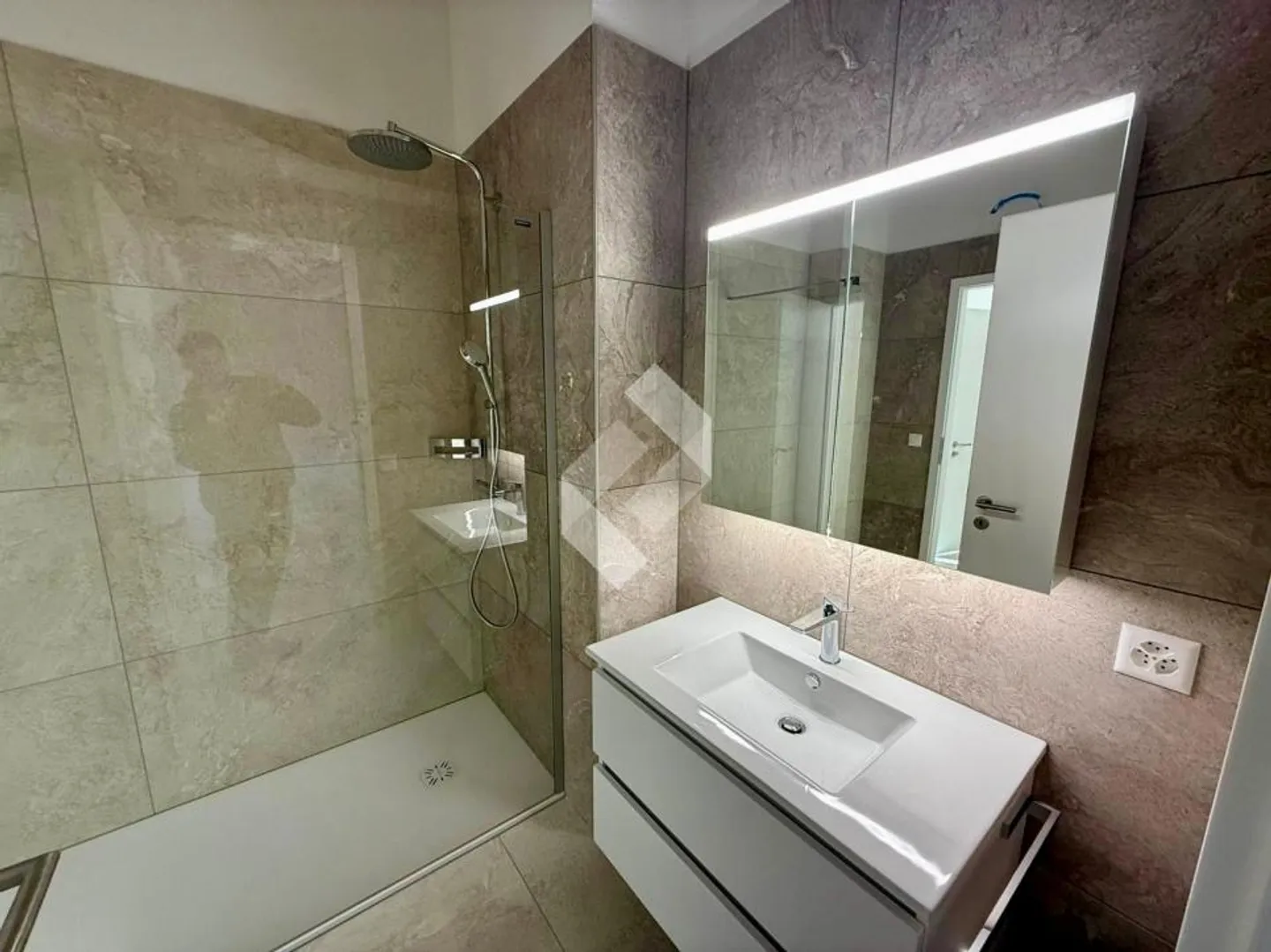 Kleine PPE in den Weinbergen, Dachgeschoss - Foto 12 di 13