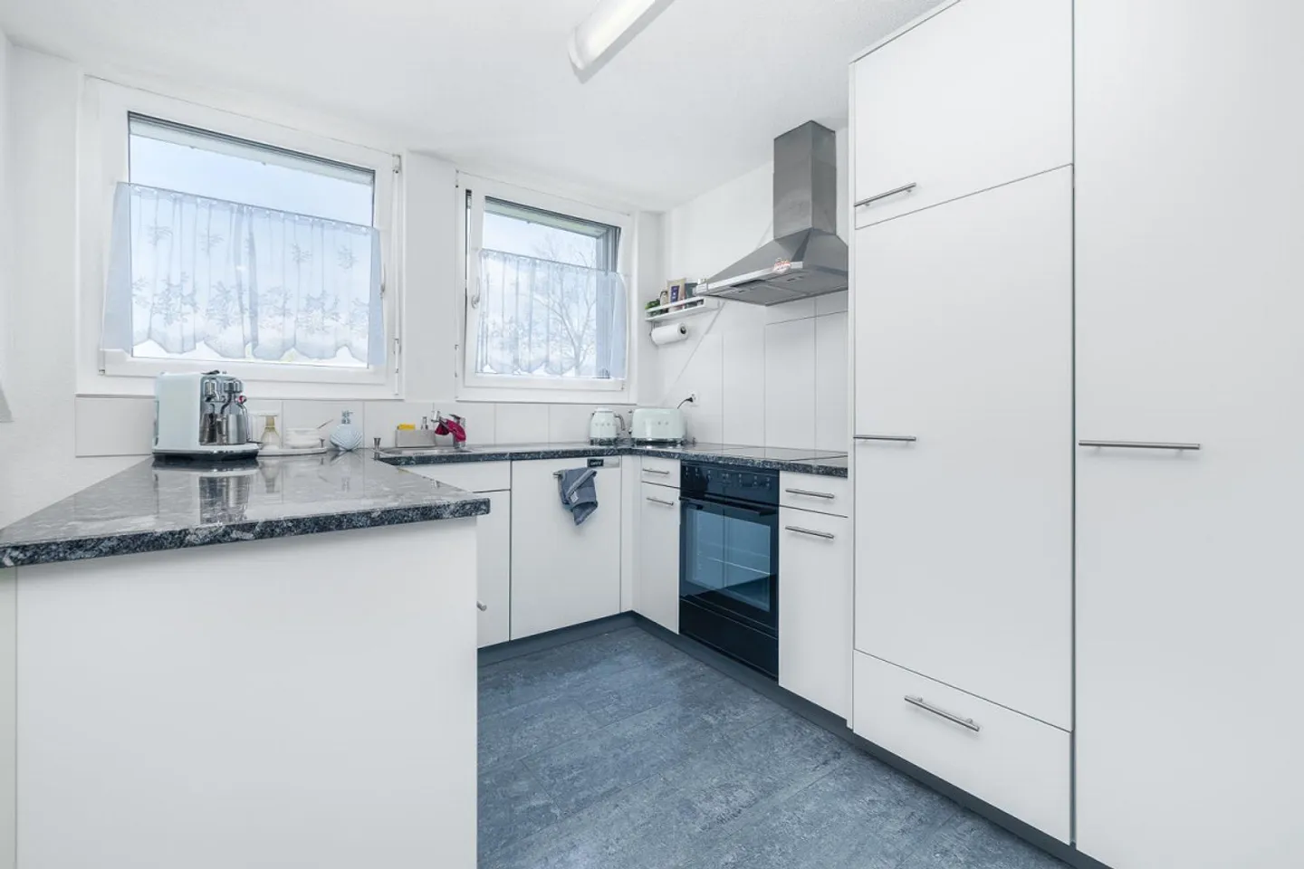 Attractive Investment in a Central Location - Photo 3 of 12
