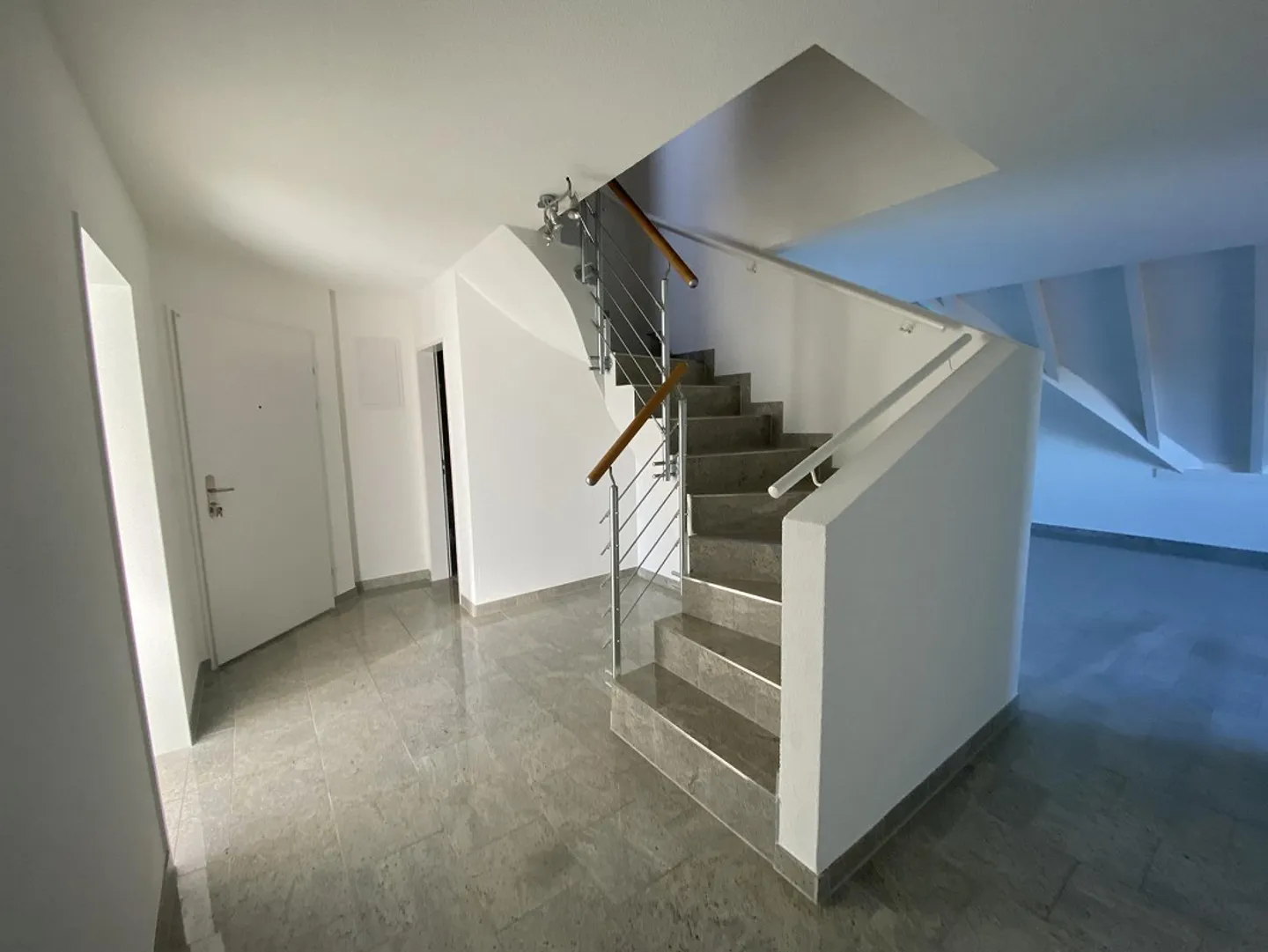 Grosszügige Maisonette in Hettlingen - Foto 2 von 13