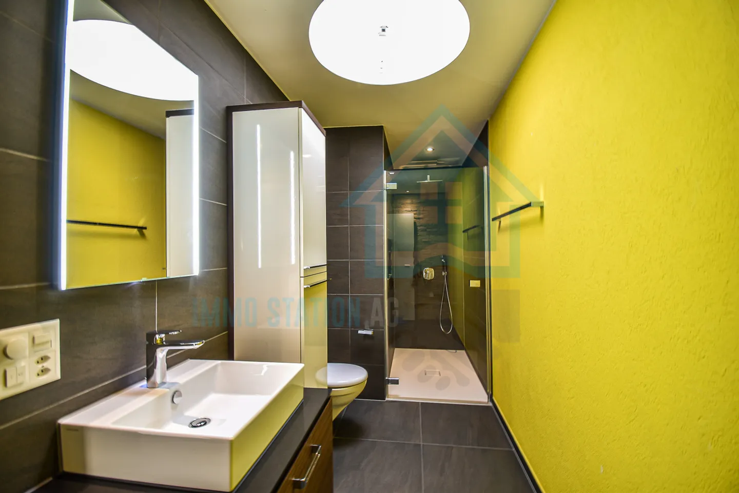 Exclusive terrace house above Aarau with unobstructed panoramic view - Photo 6 of 16