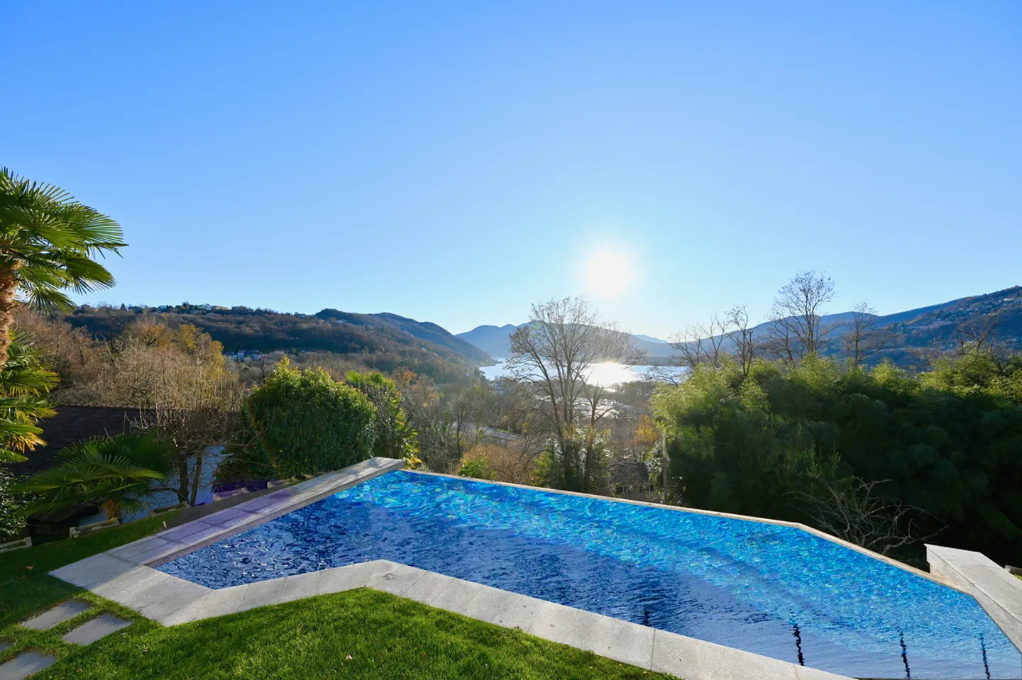 Villa in vendita - Foto 3 di 4