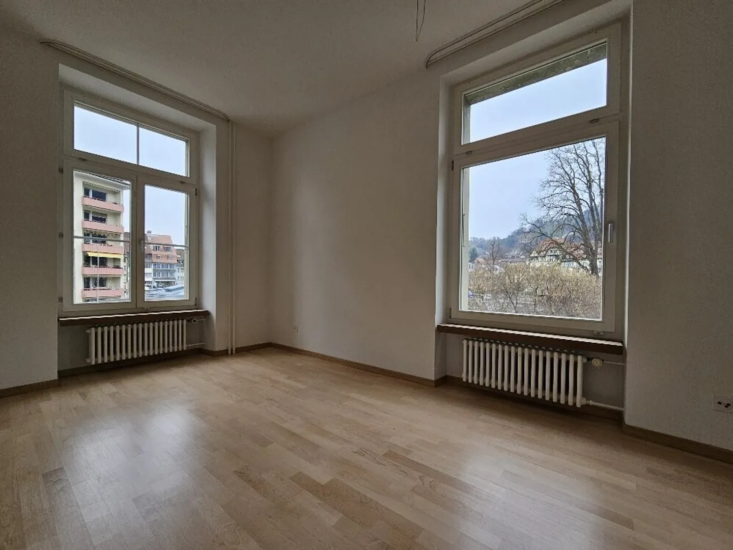 Attractive 4-room apartment in the best location! - Photo 5 of 10