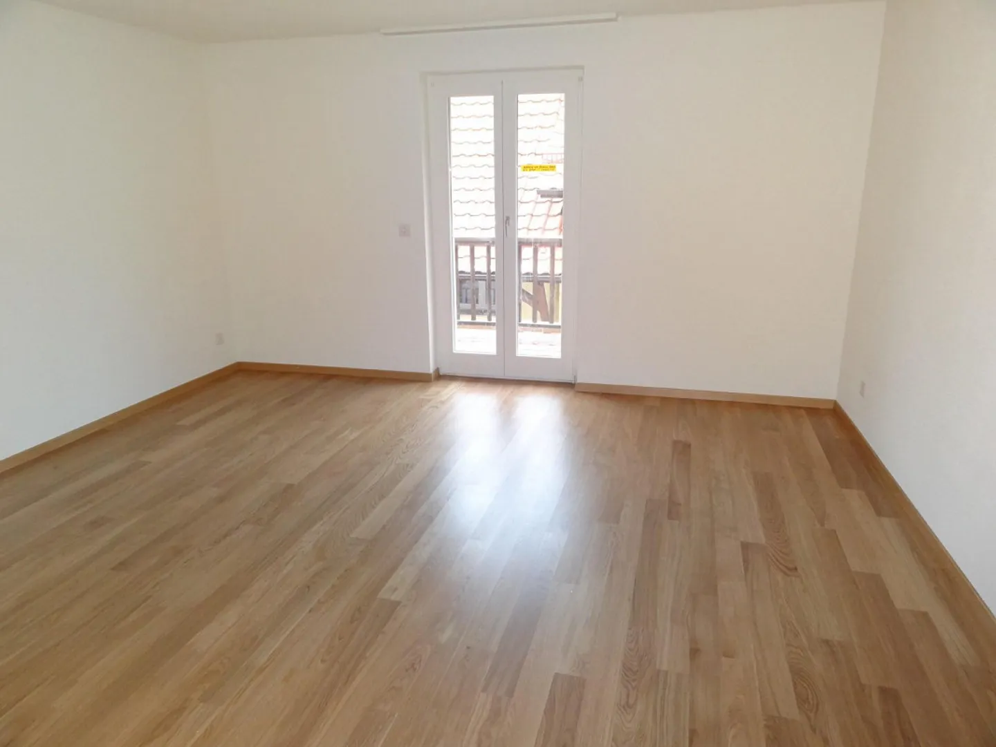 Grosszügige Wohnung im idyllischen Löhningen mit Cheminée! - Foto 5 von 8