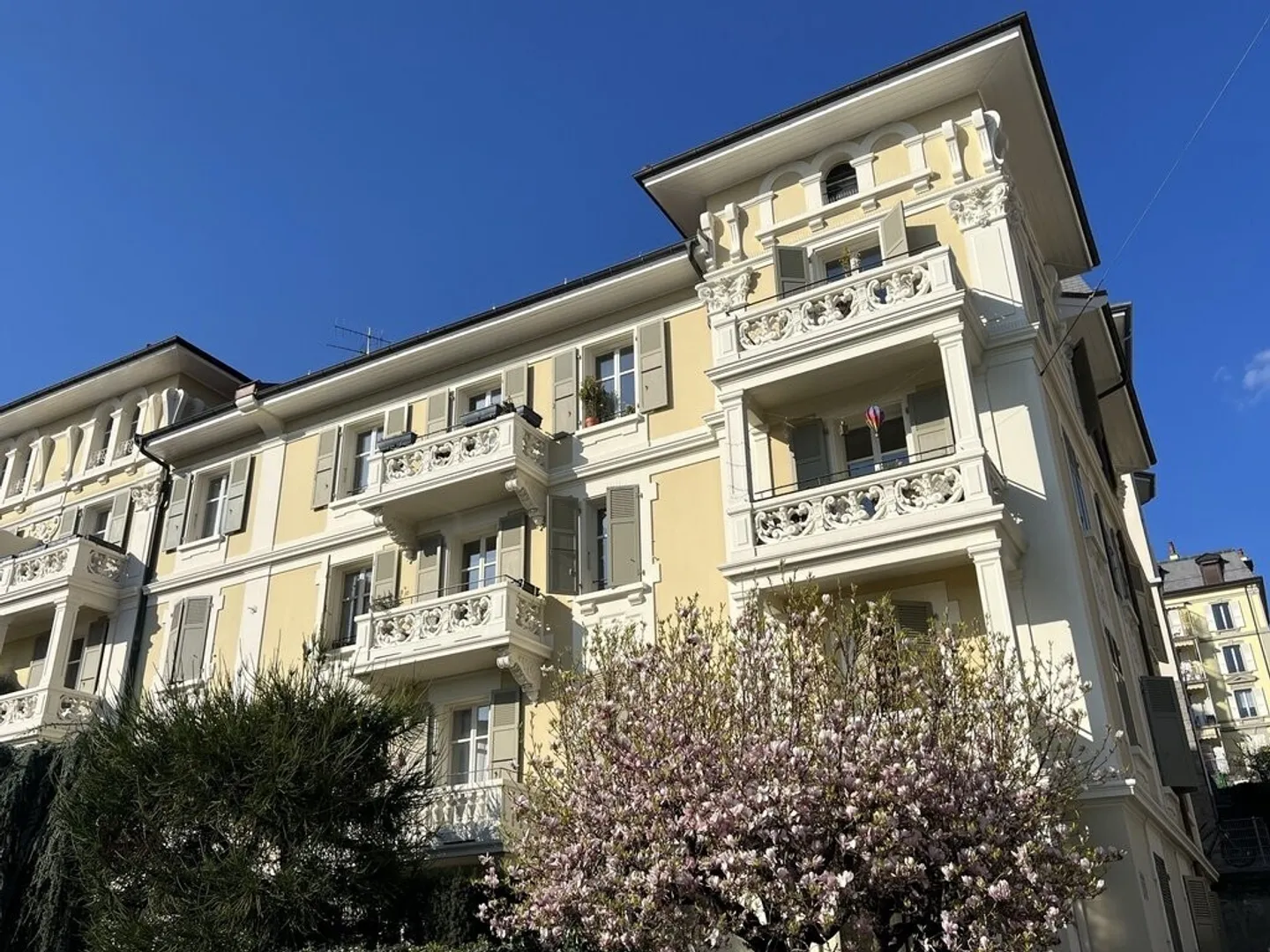 Charmante 3,5 Zimmer mit Balkon - Foto 1 von 1