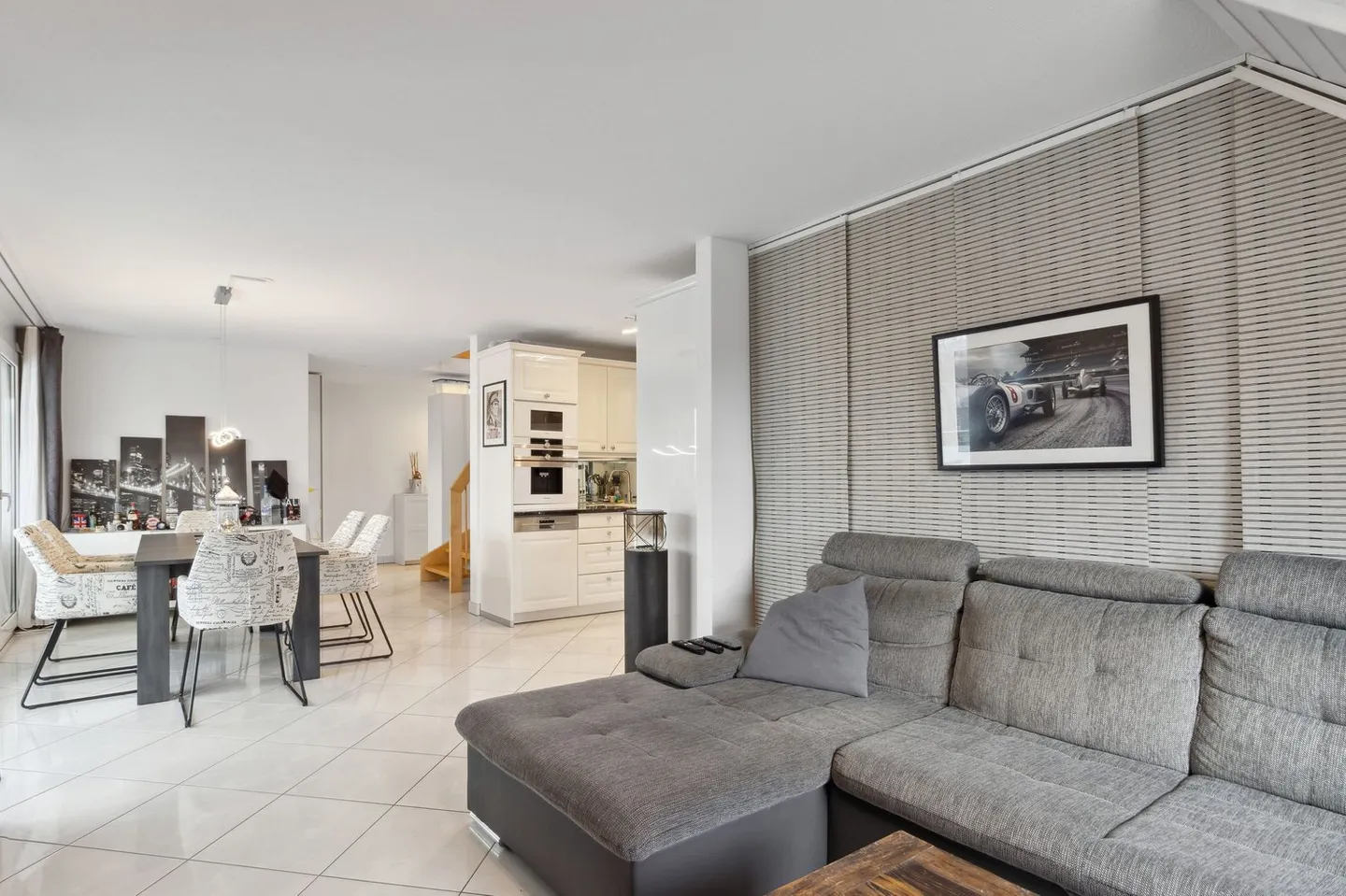 Exklusive 3,5-Zimmer-Wohnung nahe Zürich – modern & stilvoll - Foto 3 von 13