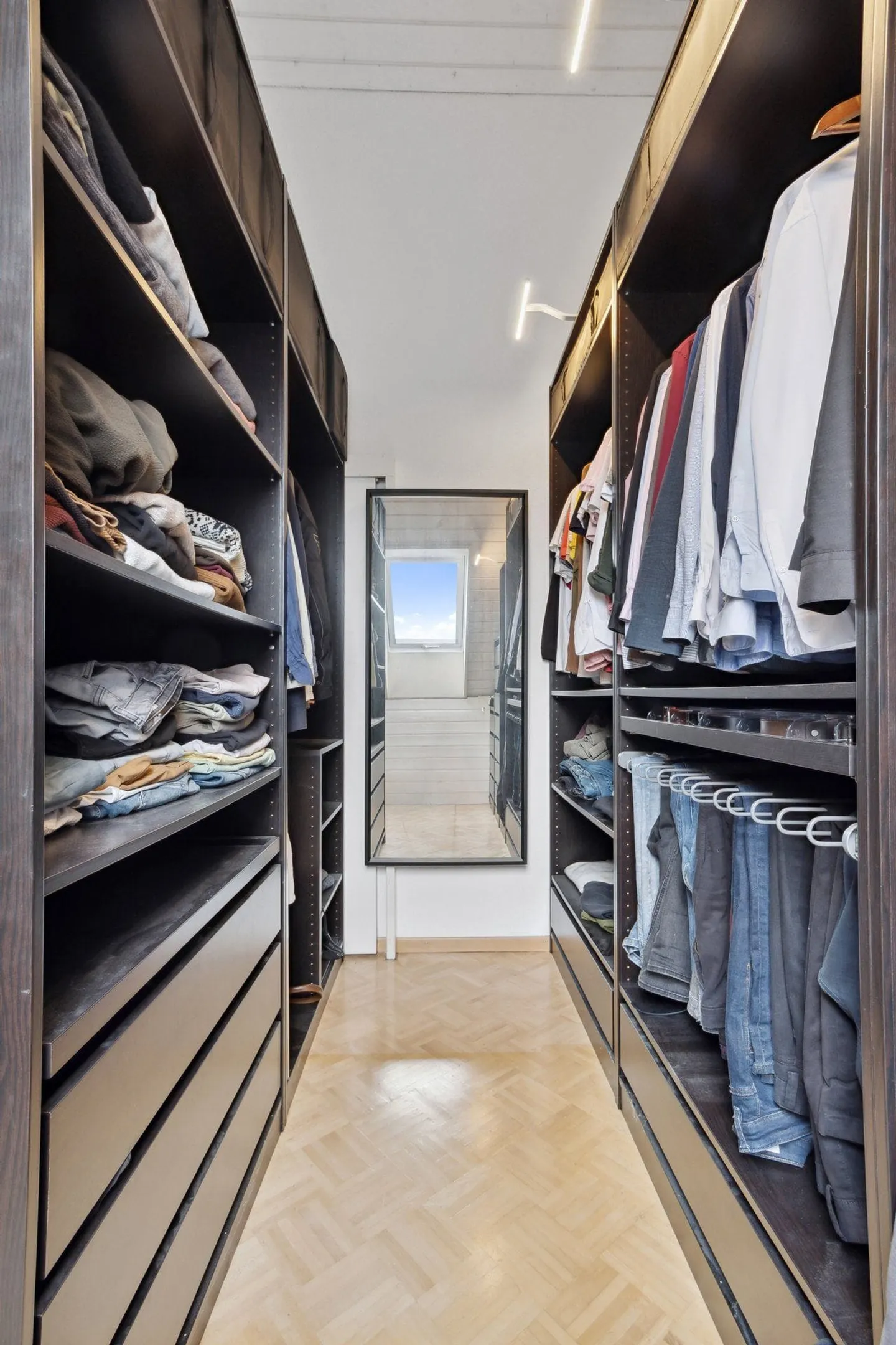 Exklusive 3,5-Zimmer-Wohnung nahe Zürich – modern & stilvoll - Foto 12 von 13