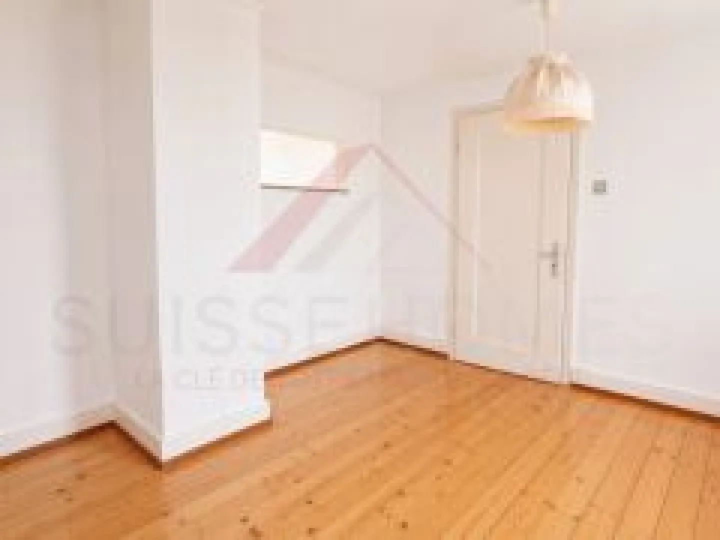 Charming house with panoramic view of the castle and two beautiful terraces - Photo 15 of 22