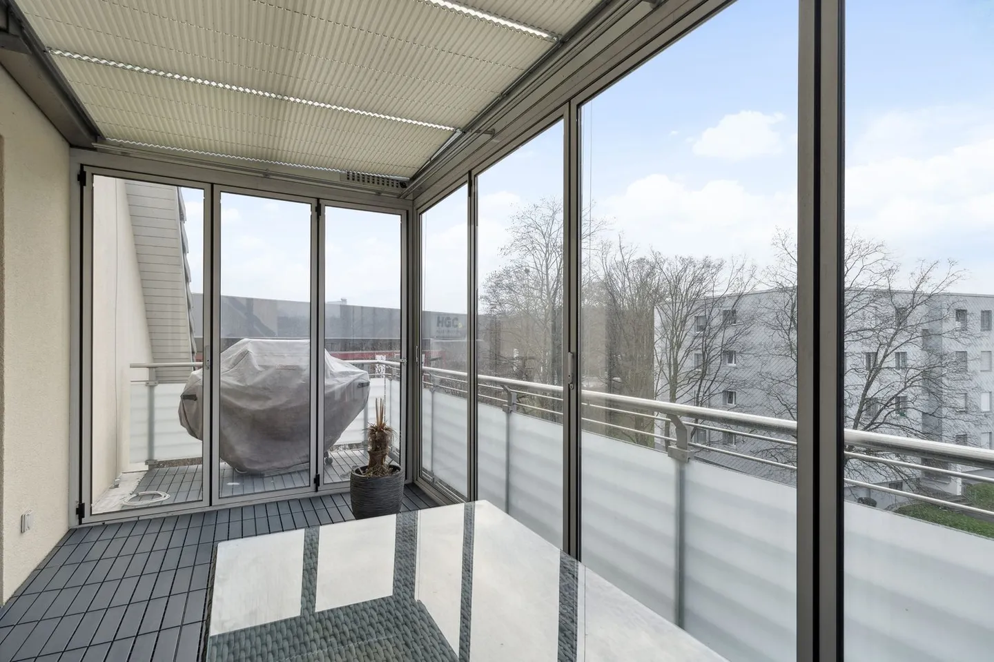 Exklusive 3,5-Zimmer-Wohnung nahe Zürich – modern & stilvoll - Foto 9 von 13