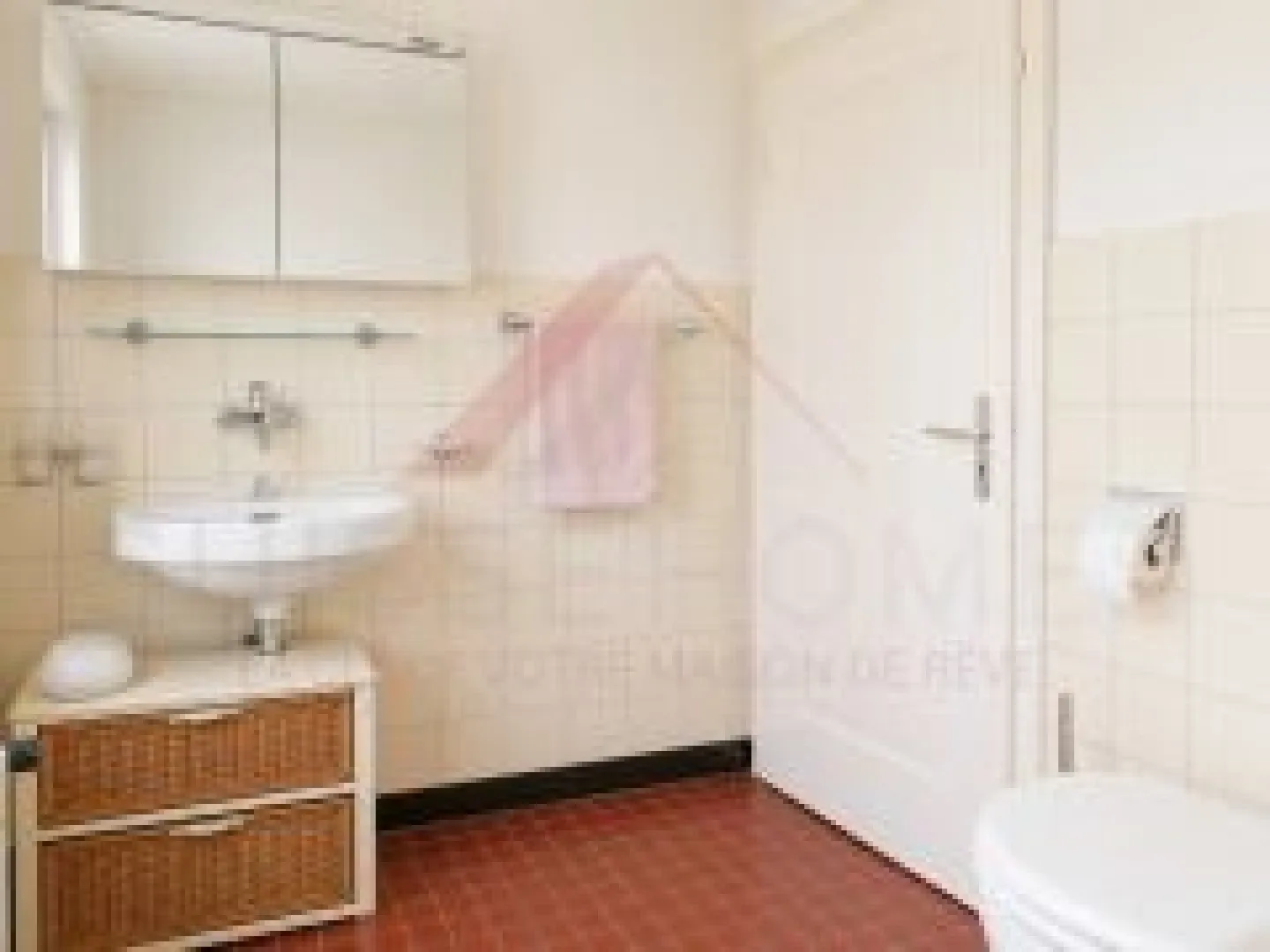 Charming house with panoramic view of the castle and two beautiful terraces - Photo 19 of 22