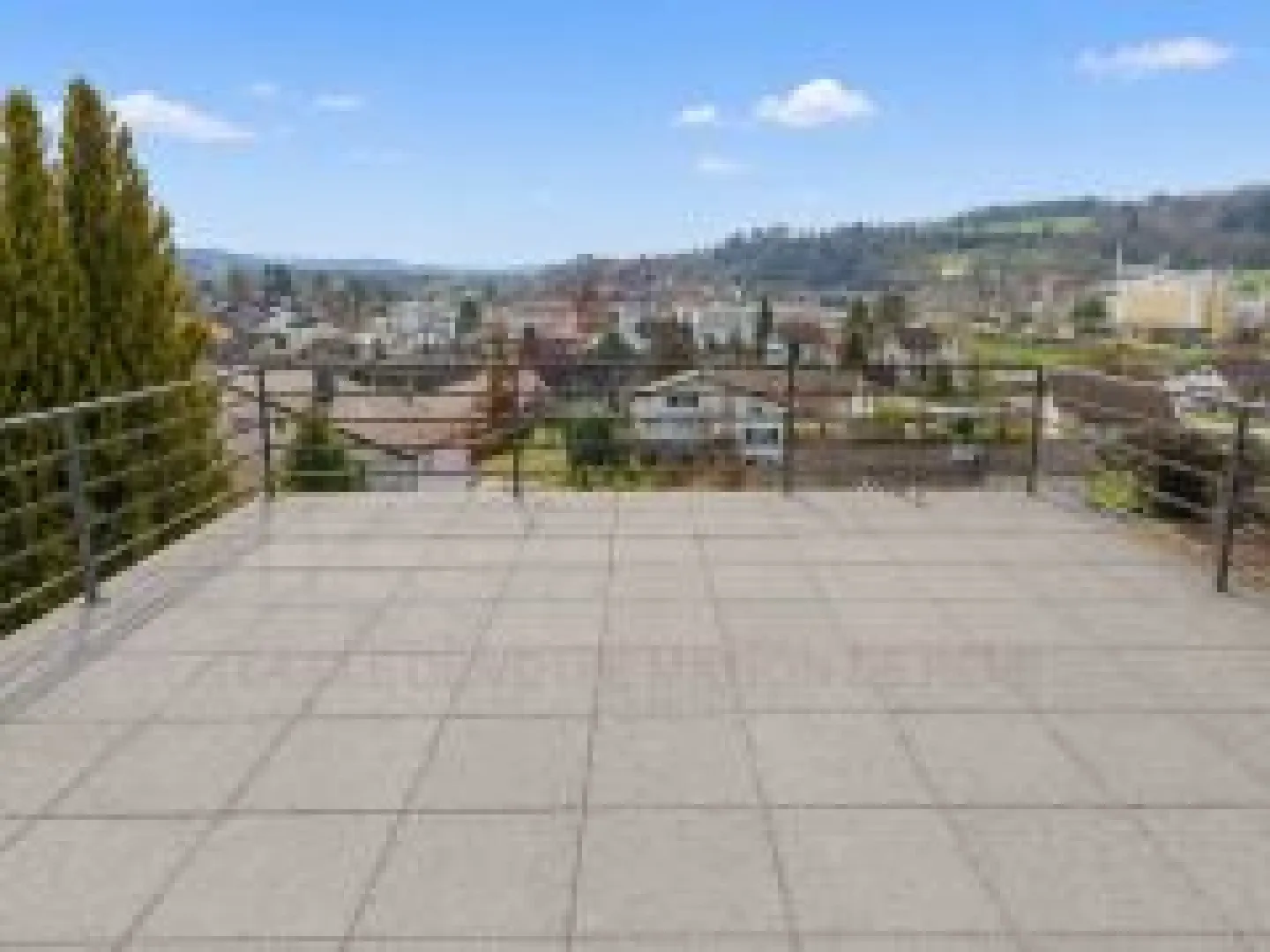 Charming house with panoramic view of the castle and two beautiful terraces - Photo 20 of 22