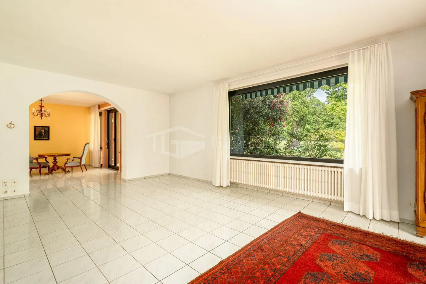5,5-ZIMMER-HAUS MIT GARTEN, SCHWIMMBAD UND NEBENGEBÄUDE - Foto 8 von 18