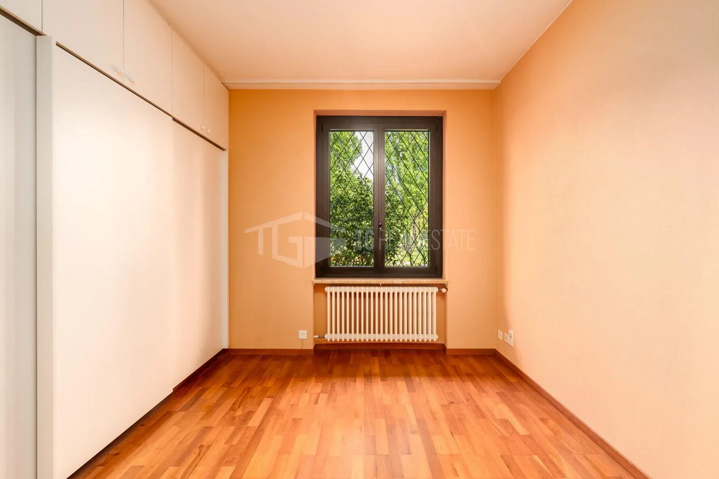 5,5-ZIMMER-HAUS MIT GARTEN, SCHWIMMBAD UND NEBENGEBÄUDE - Foto 14 von 18