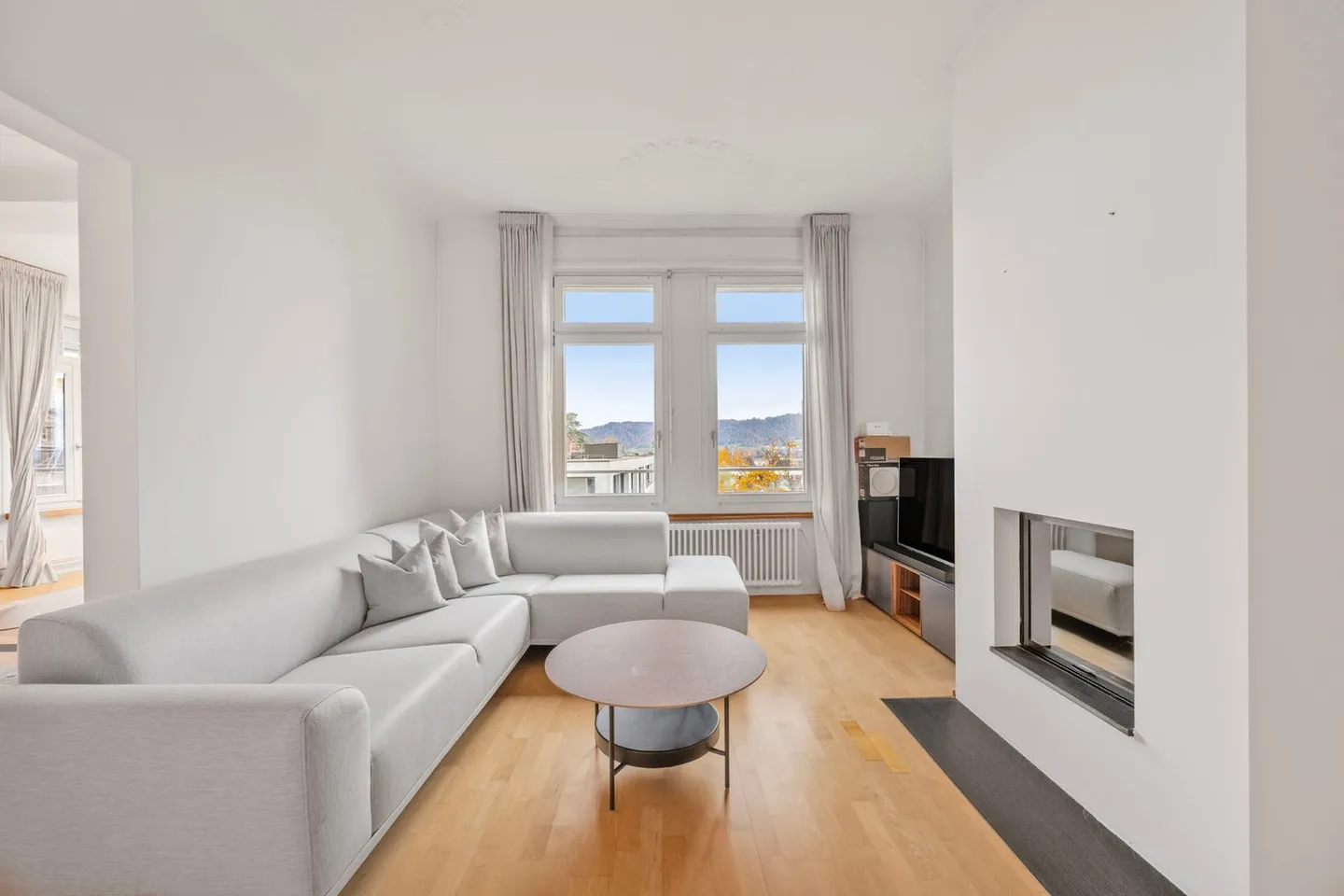 Appartement exclusif de 6,5 pièces dans un emplacement privilégié dans le district 7 de Zurich - Photo 3 sur 7