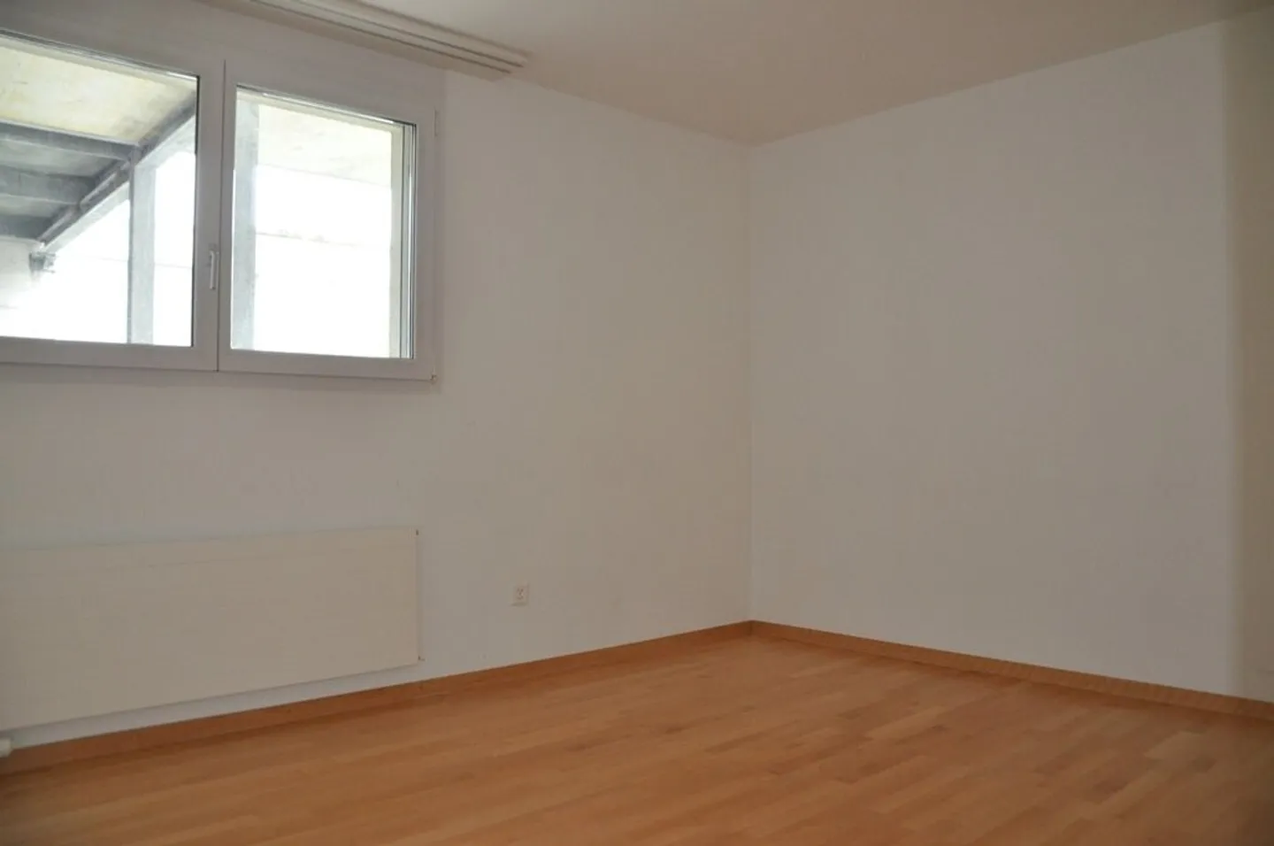 Beautiful 3.5 Room Apartment! - Photo 3 of 7