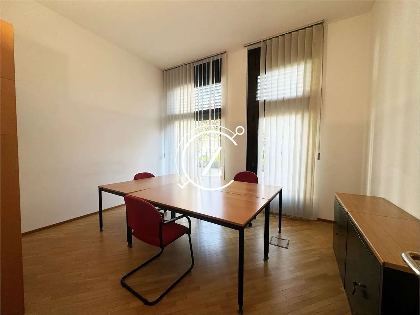 Büro mit Schaufenster in Lugano, möbliert, Nebenkosten inklusive - Foto 1 di 1