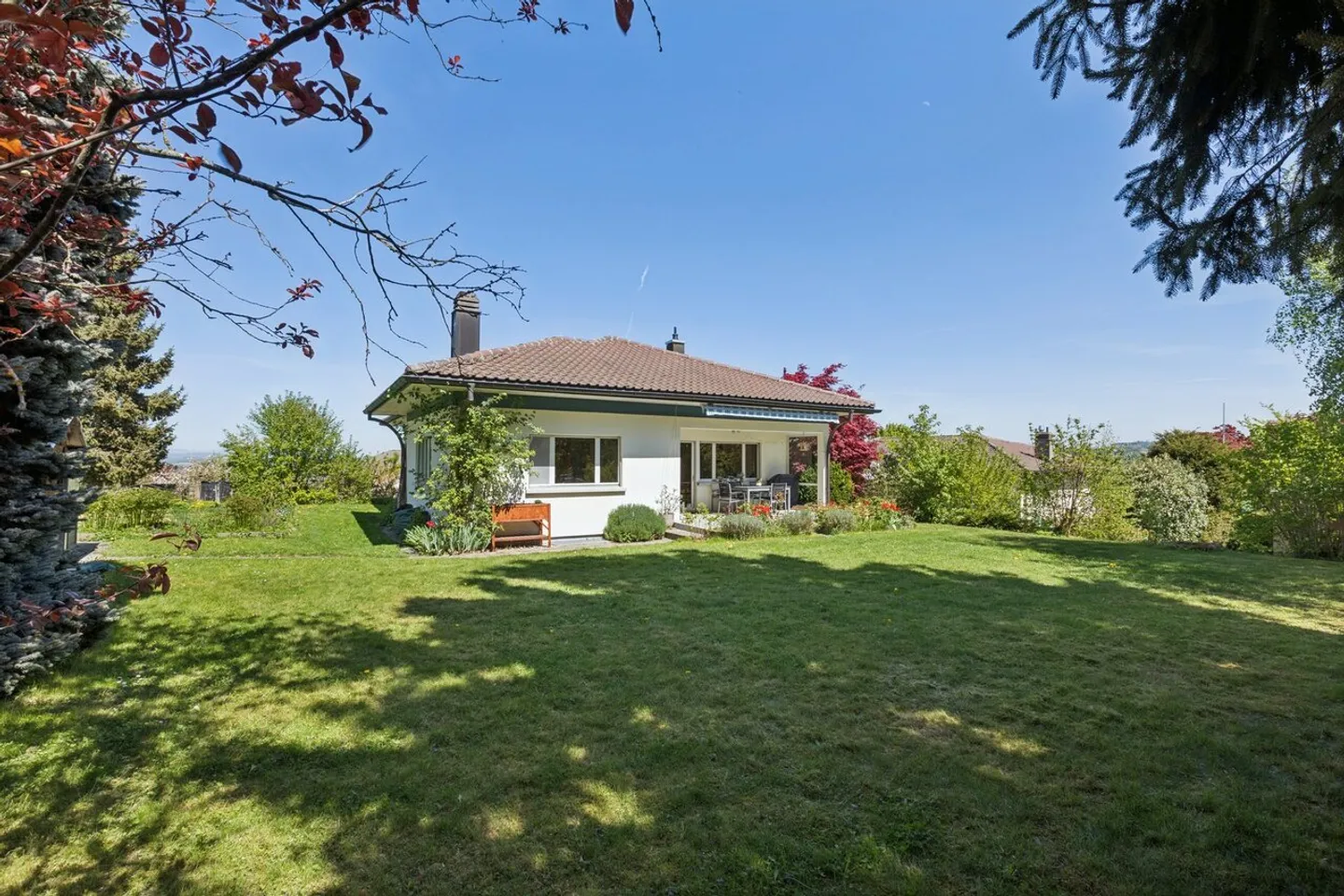 Merveilleux paradis familial avec appartement - Photo 1 sur 7