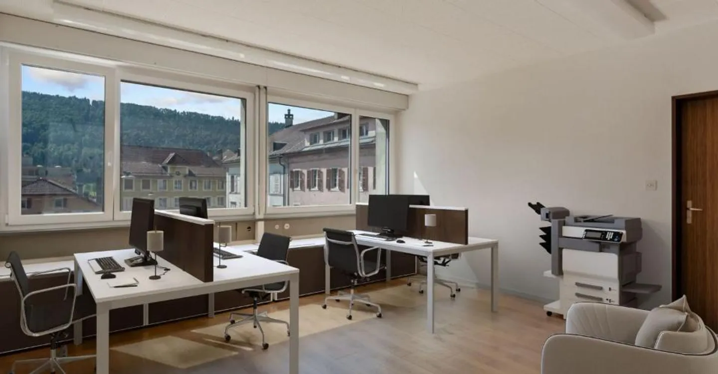 St-Imier, ideally located office / cabinet, surface from 27m2 - Photo 5 of 12