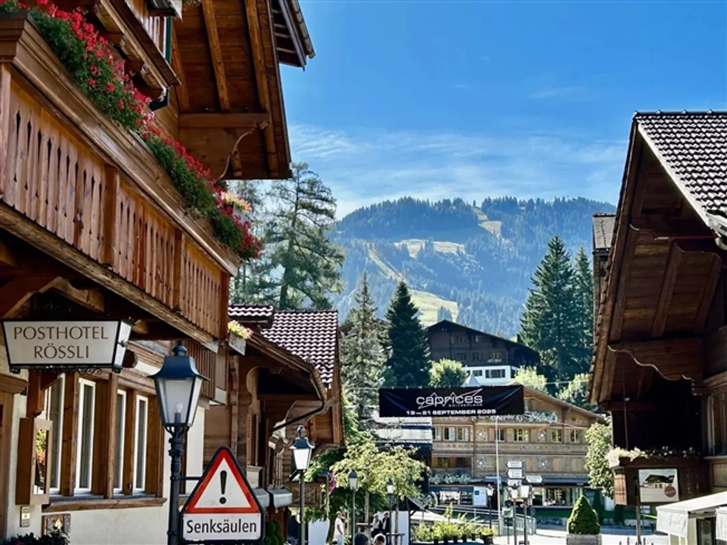 Outstanding Penthouse near the Gstaad Promenade - Photo 1 of 20