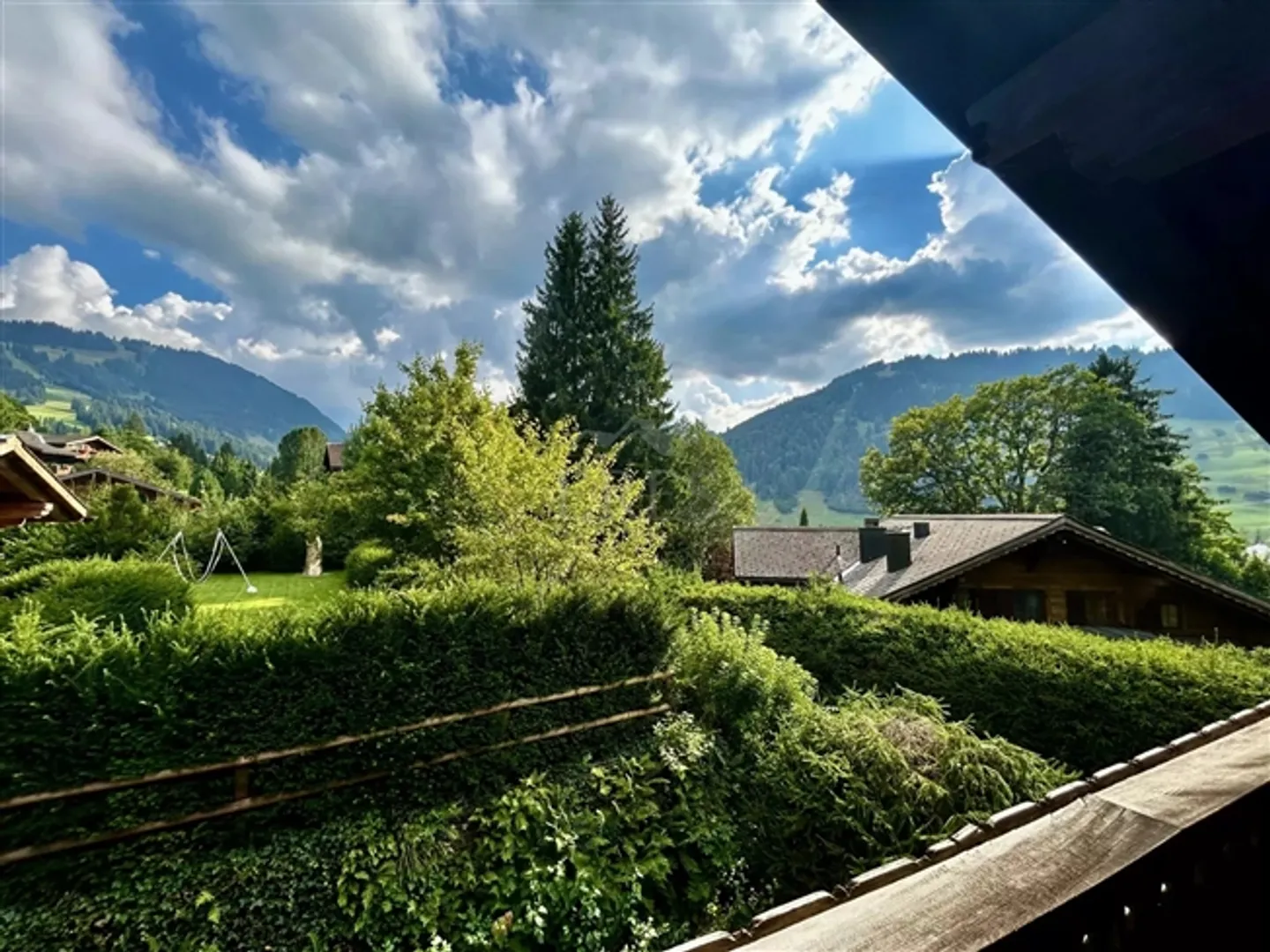 Outstanding Penthouse near the Gstaad Promenade - Photo 4 of 20